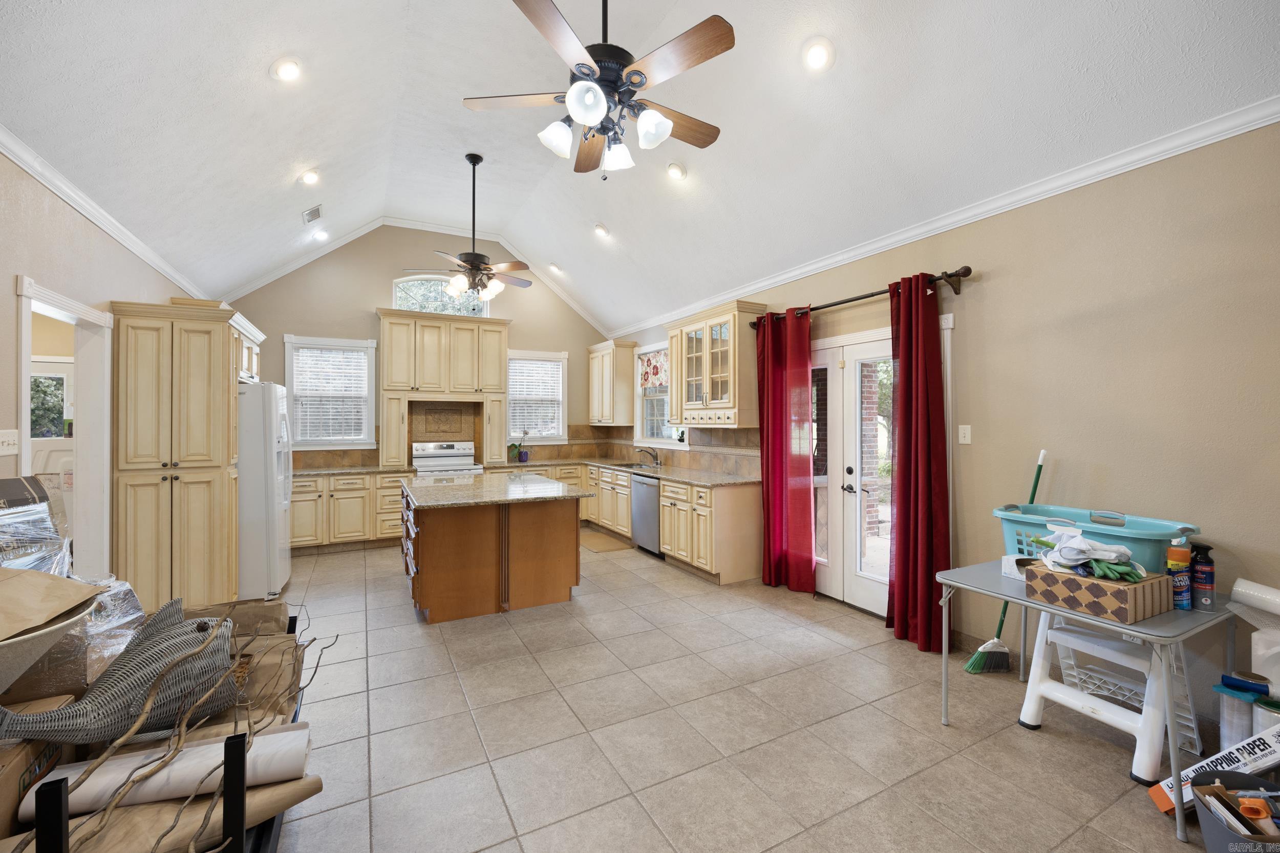 64 WILSON  Morrilton, AR