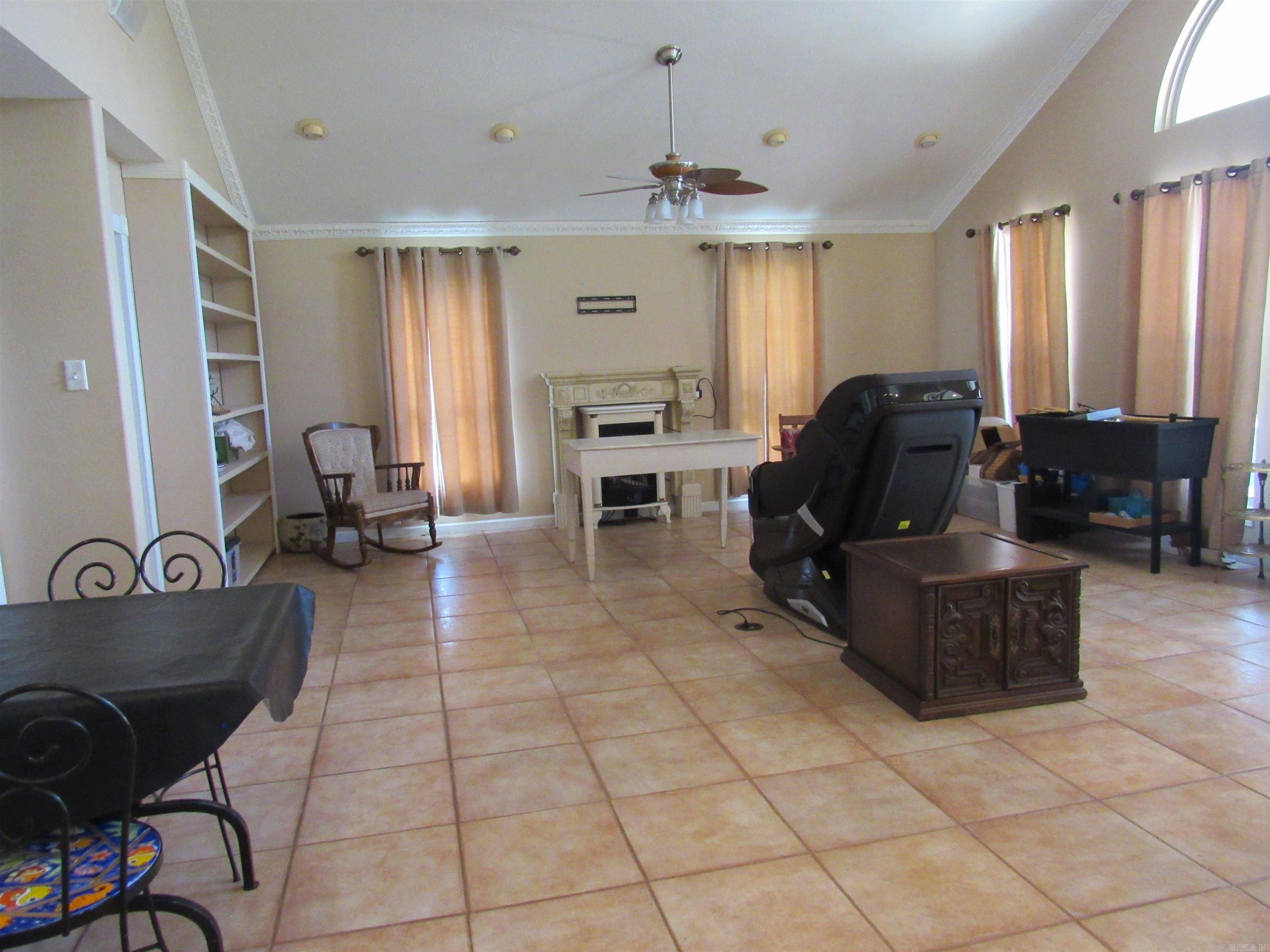 64  WILSON  Morrilton, AR