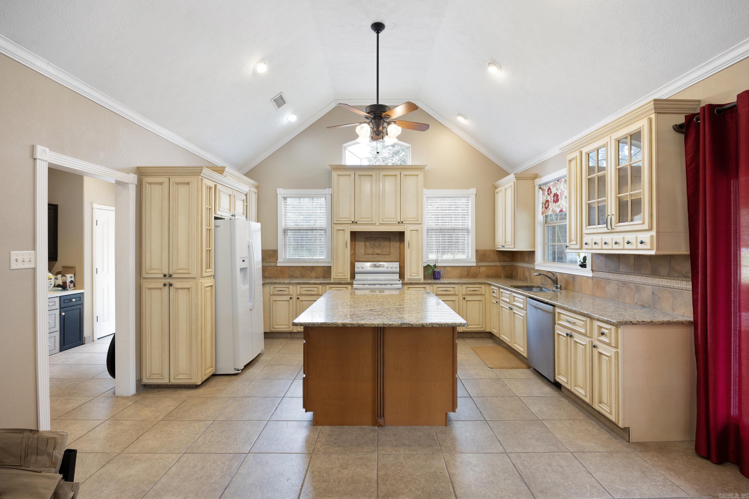 64 WILSON  Morrilton, AR