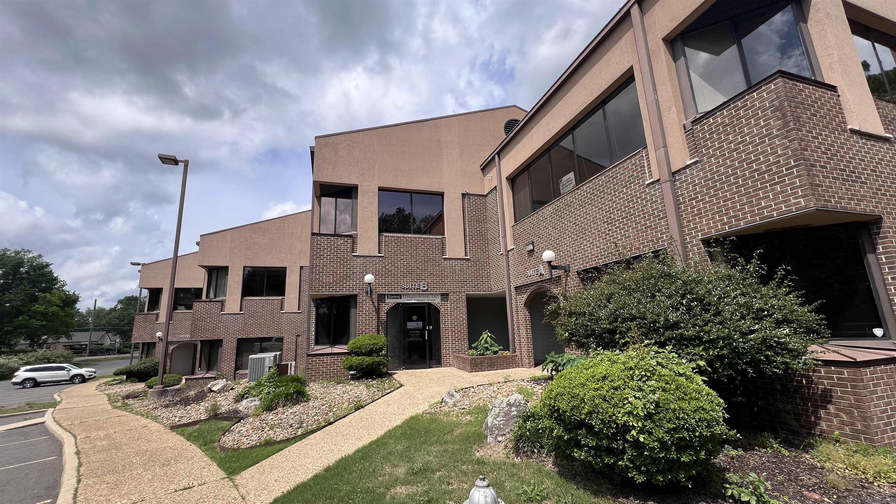 106  Ridgeway Suite A & B Hot Springs, AR