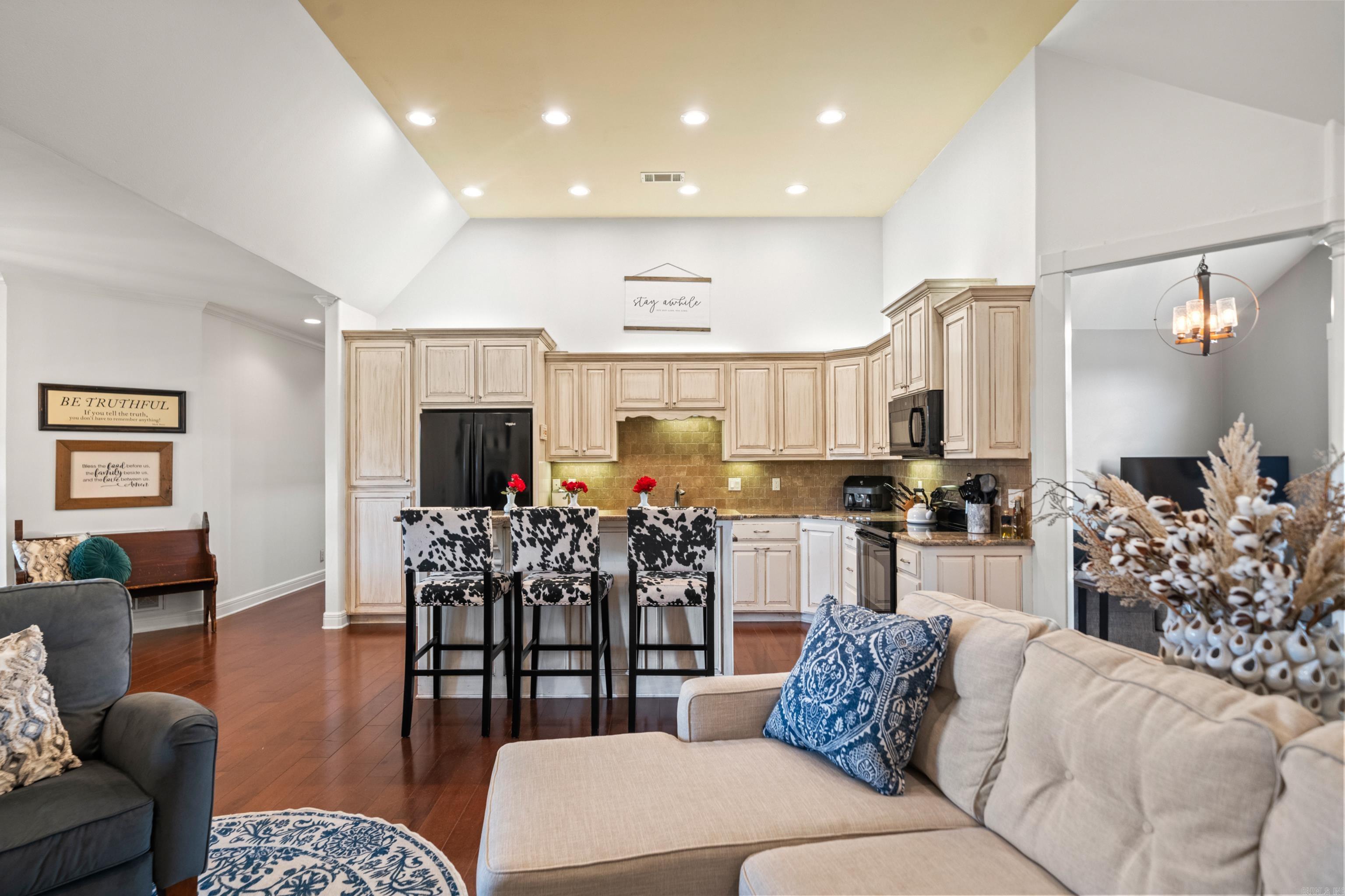 129  Legendary  Hot Springs, AR