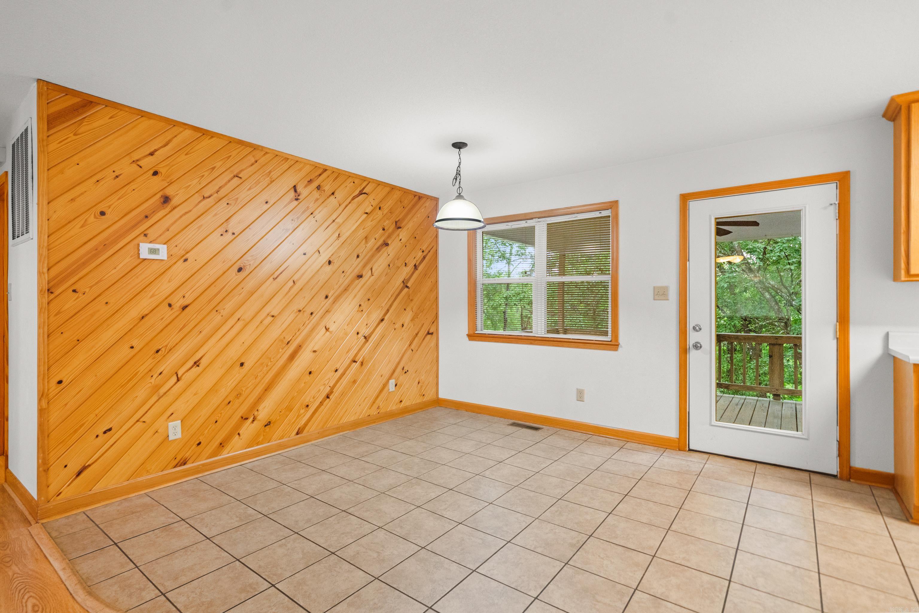 378  Arrowhead  Hot Springs, AR