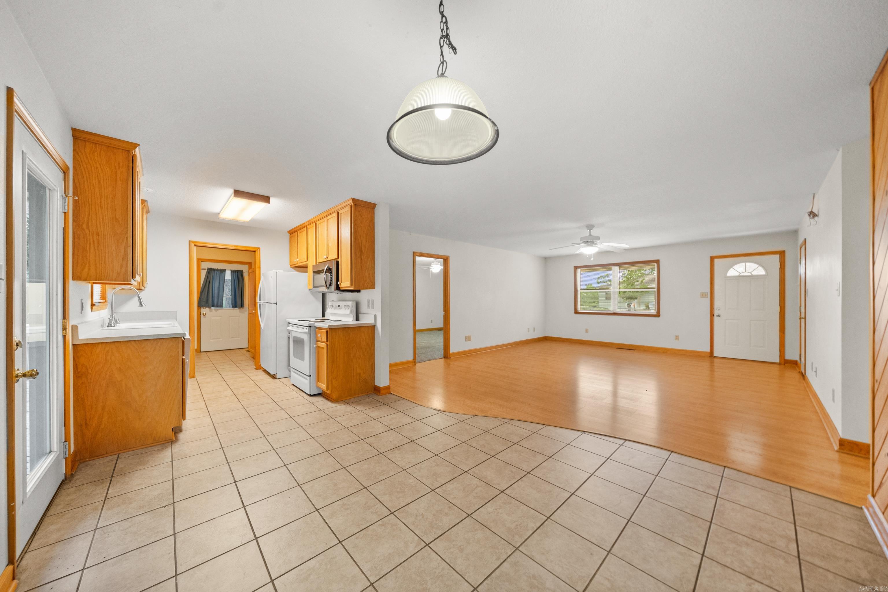 378  Arrowhead  Hot Springs, AR