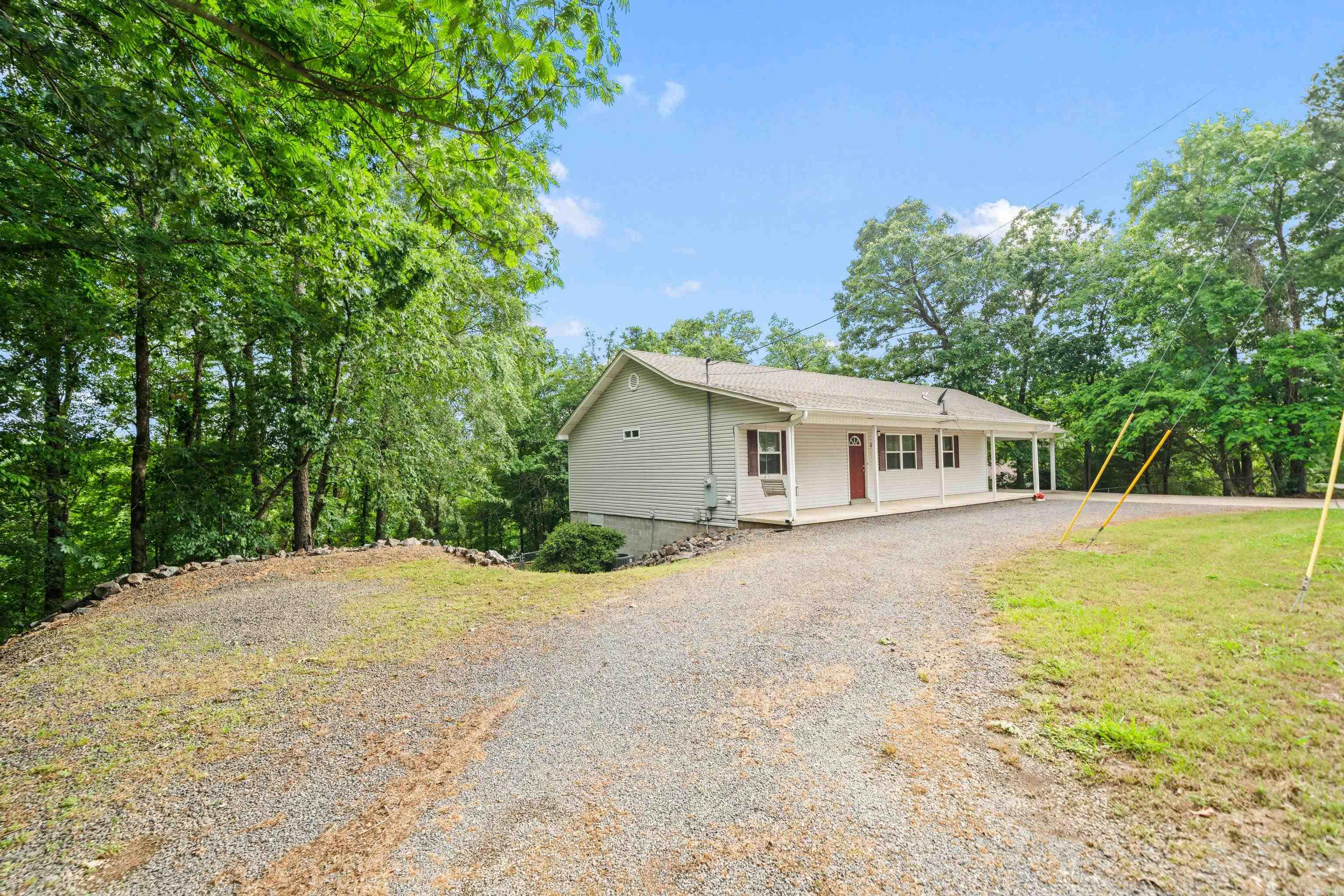 378  Arrowhead  Hot Springs, AR