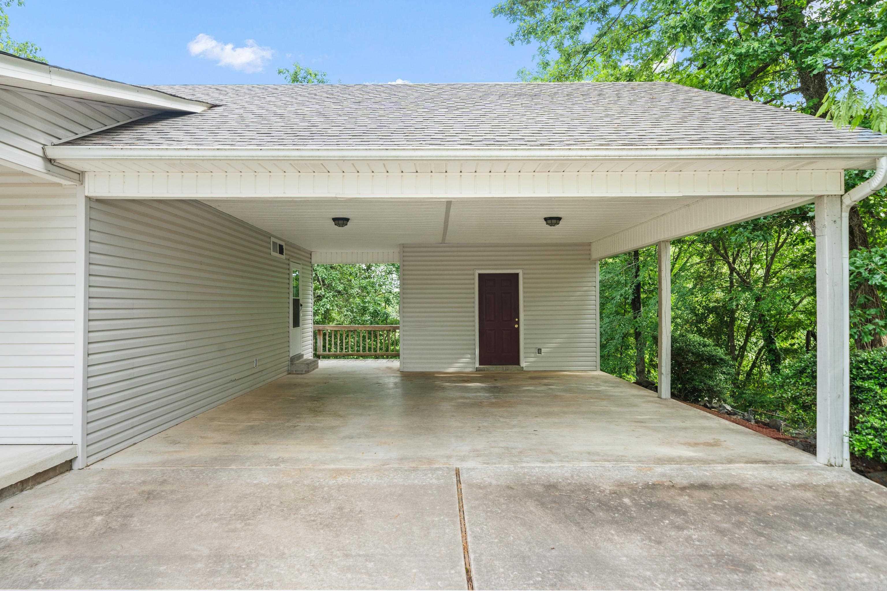 378  Arrowhead  Hot Springs, AR