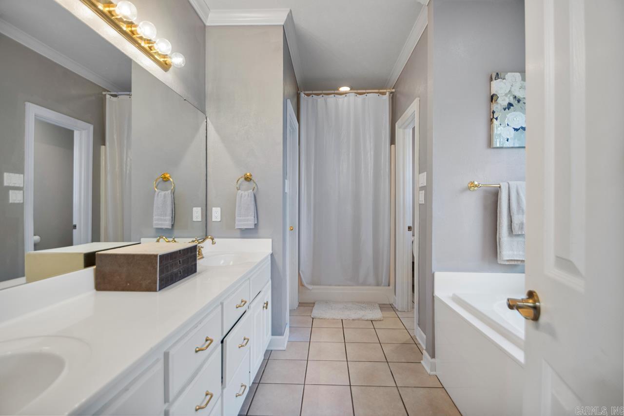 3615  Heidi  Conway, AR