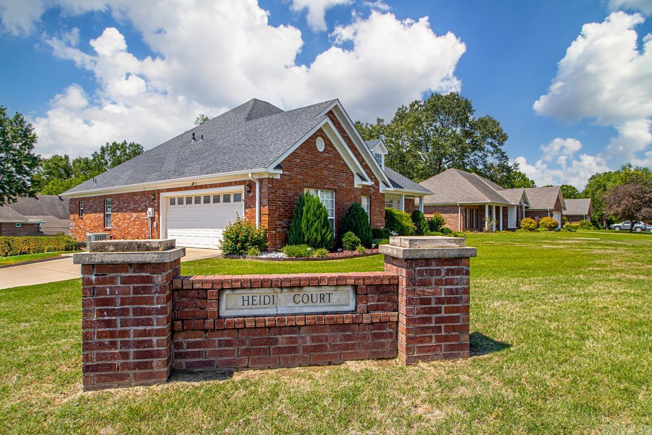 3615  Heidi  Conway, AR