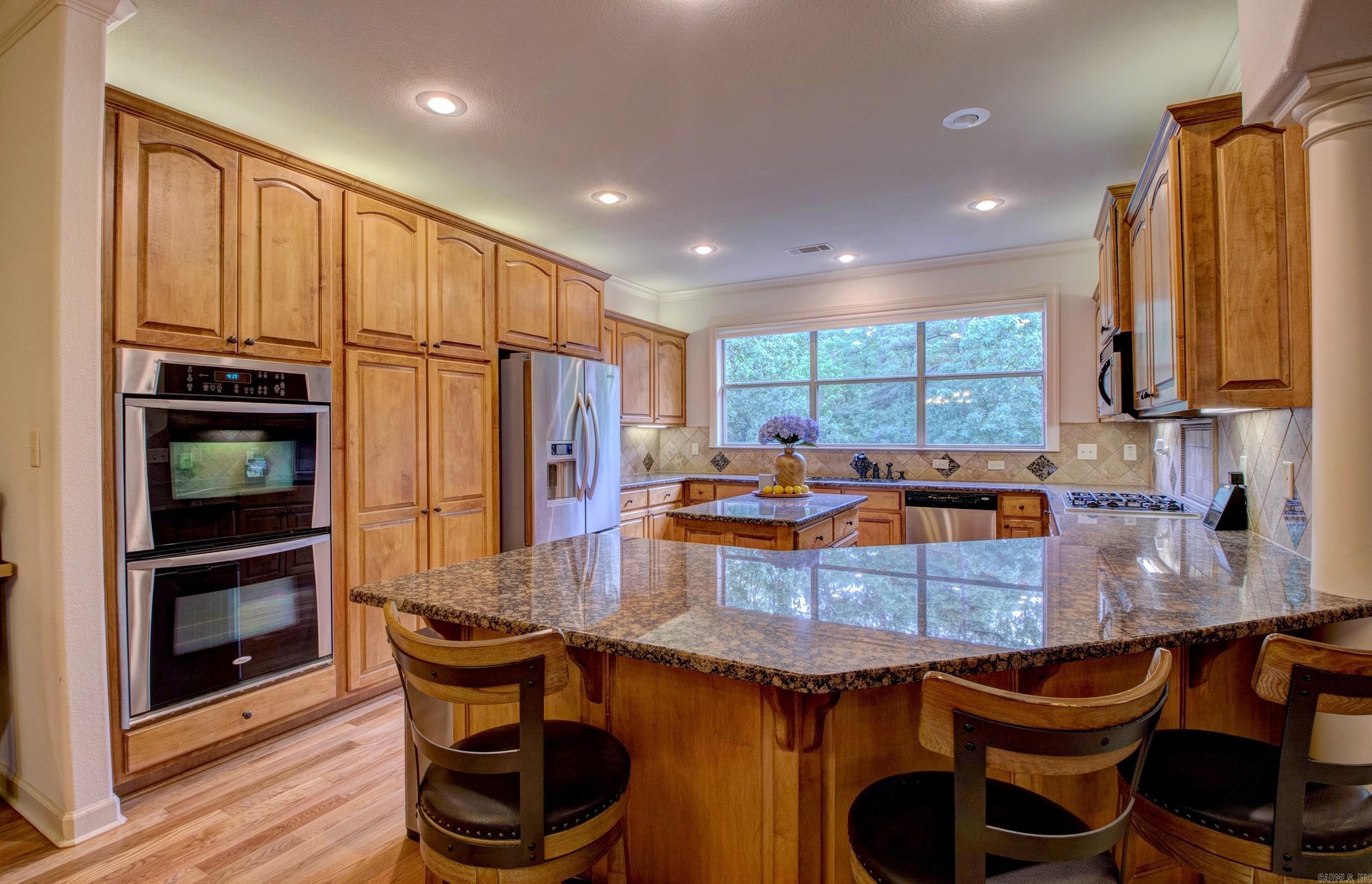 32  Bronte  Little Rock, AR
