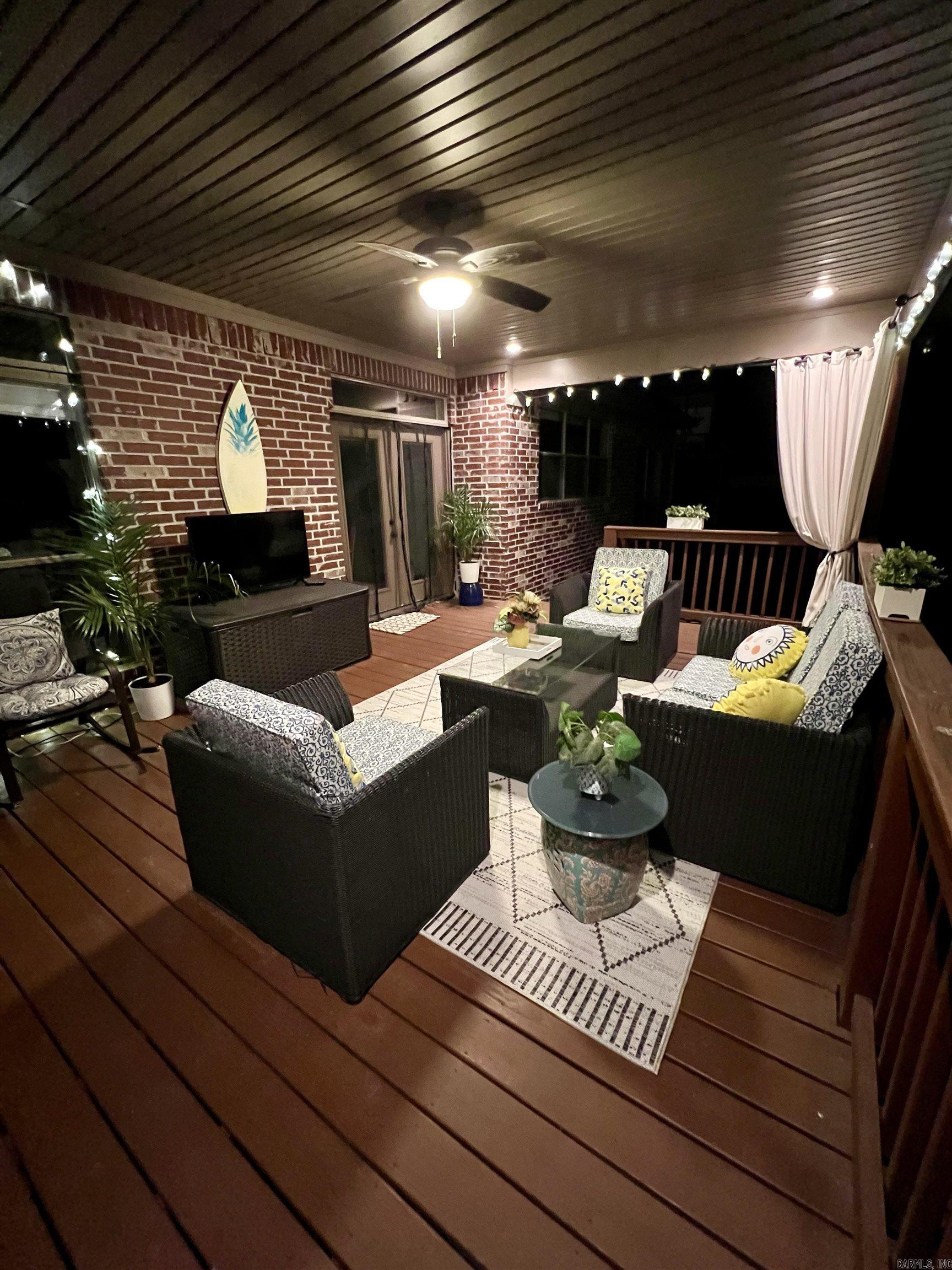 32  Bronte  Little Rock, AR