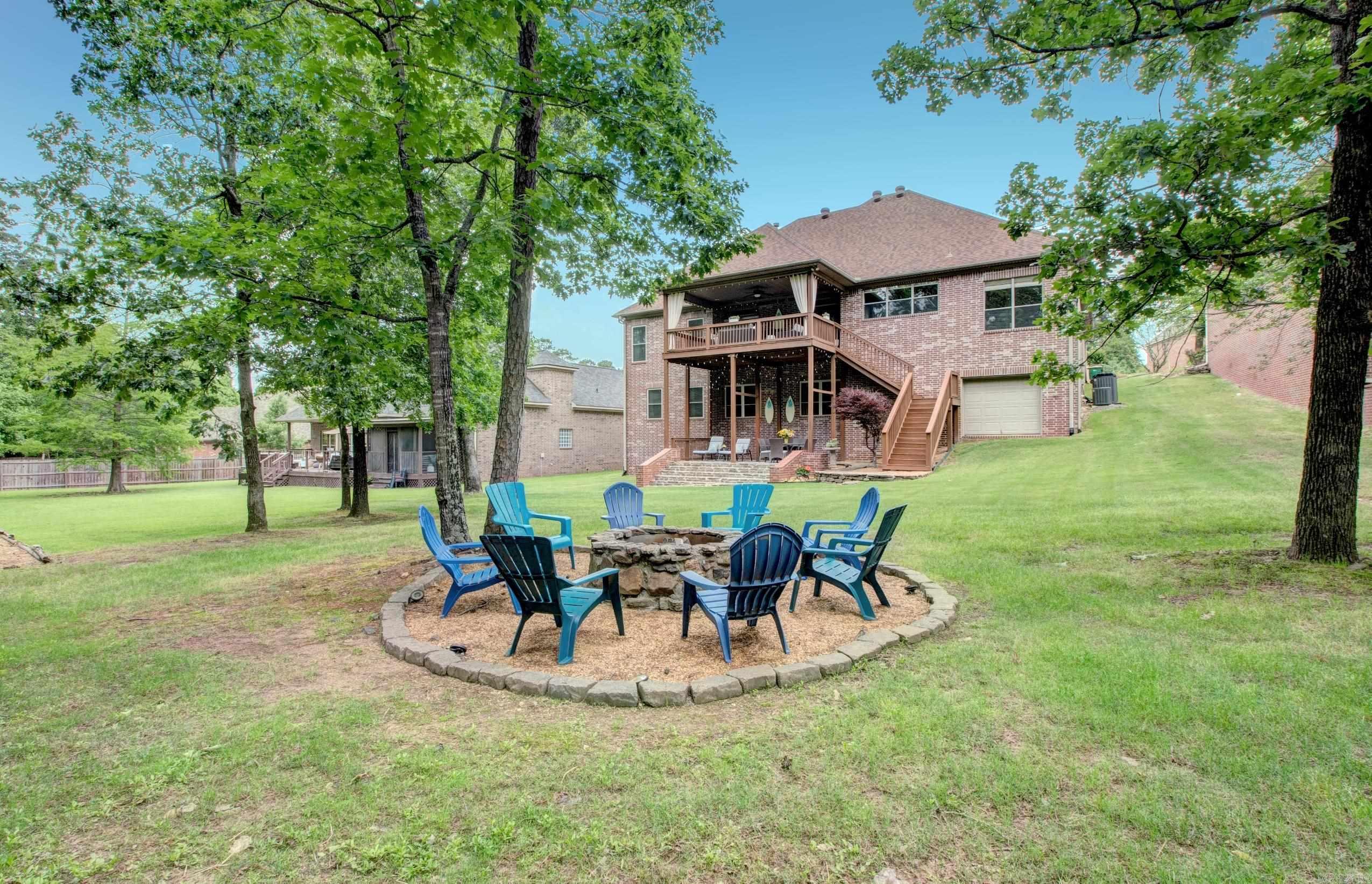 32  Bronte  Little Rock, AR