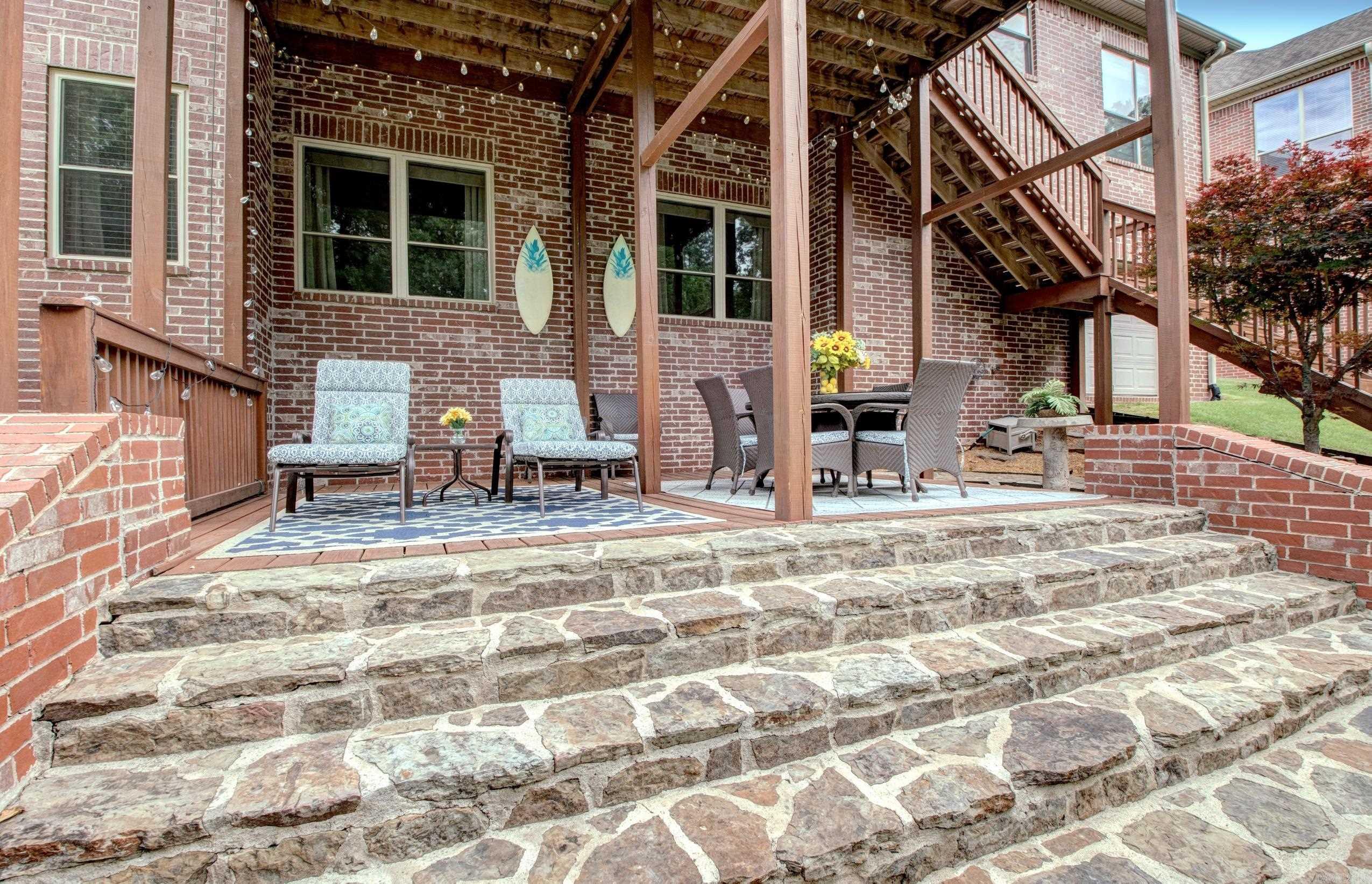 32  Bronte  Little Rock, AR