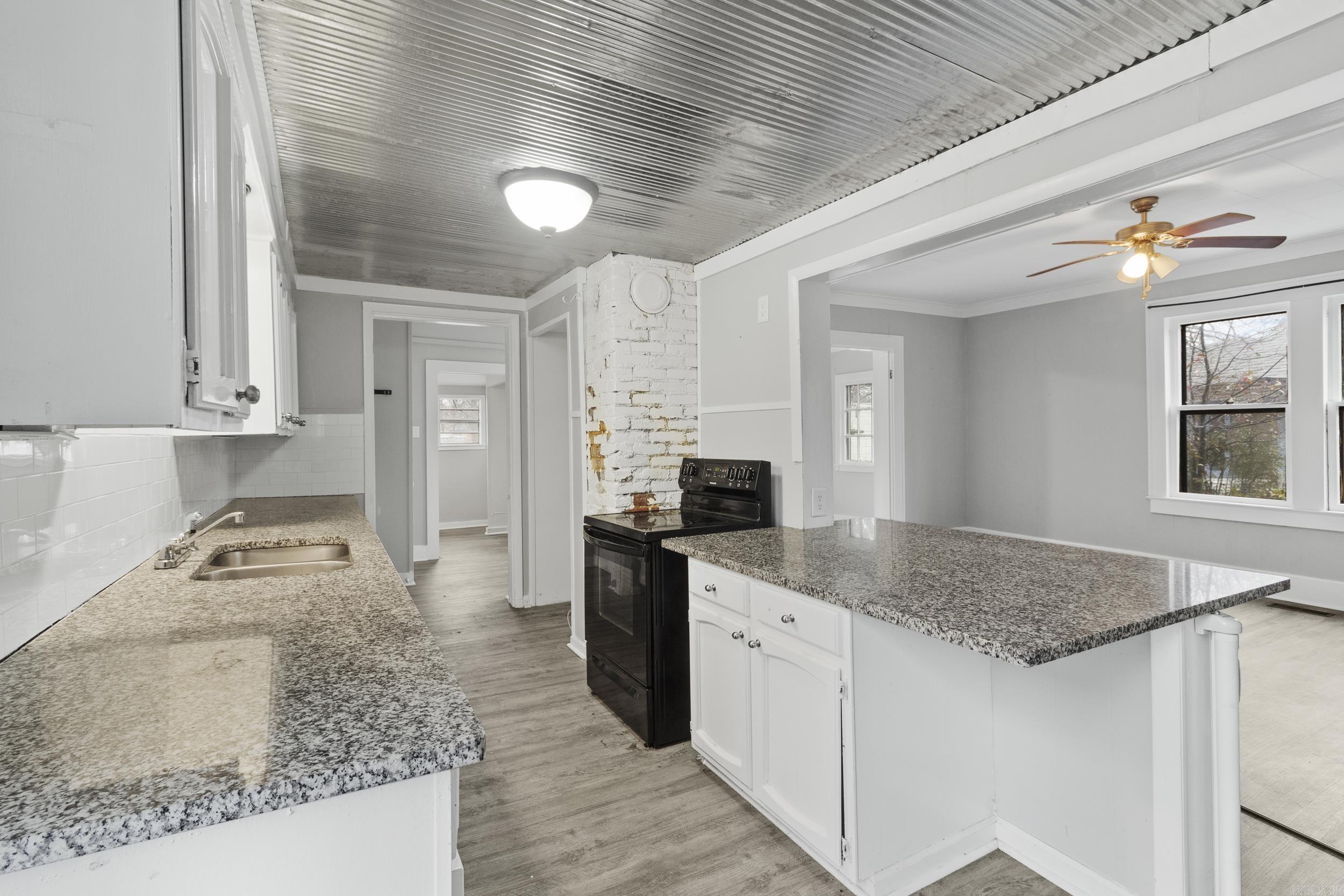507 S Anna  Stuttgart, AR