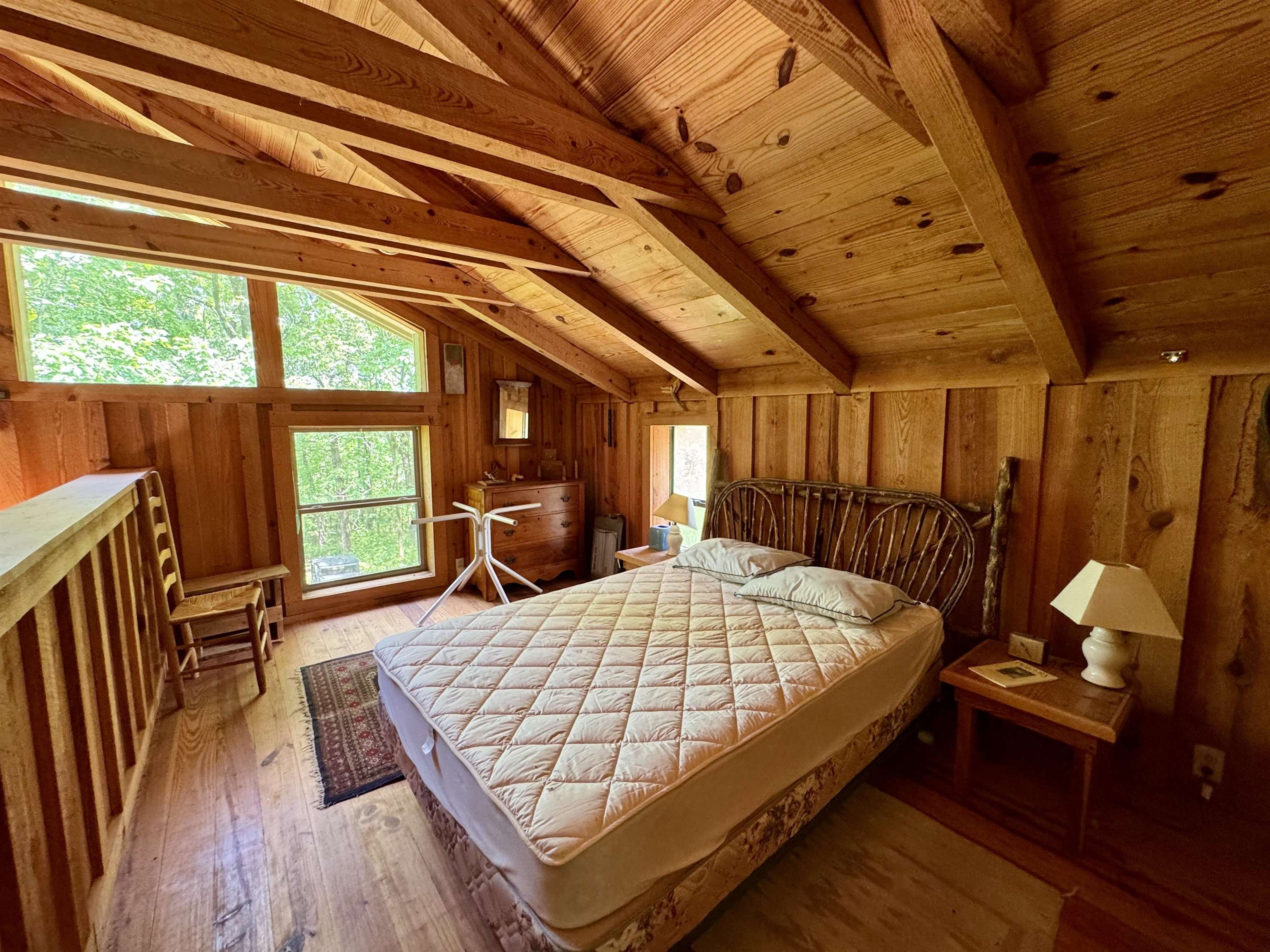 11542 S AR HWY 9  Melbourne, AR