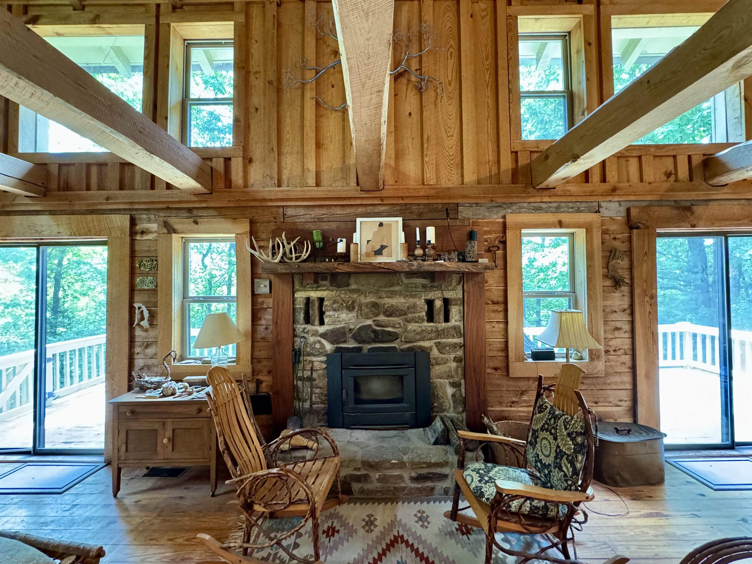 11542 S AR HWY 9  Melbourne, AR