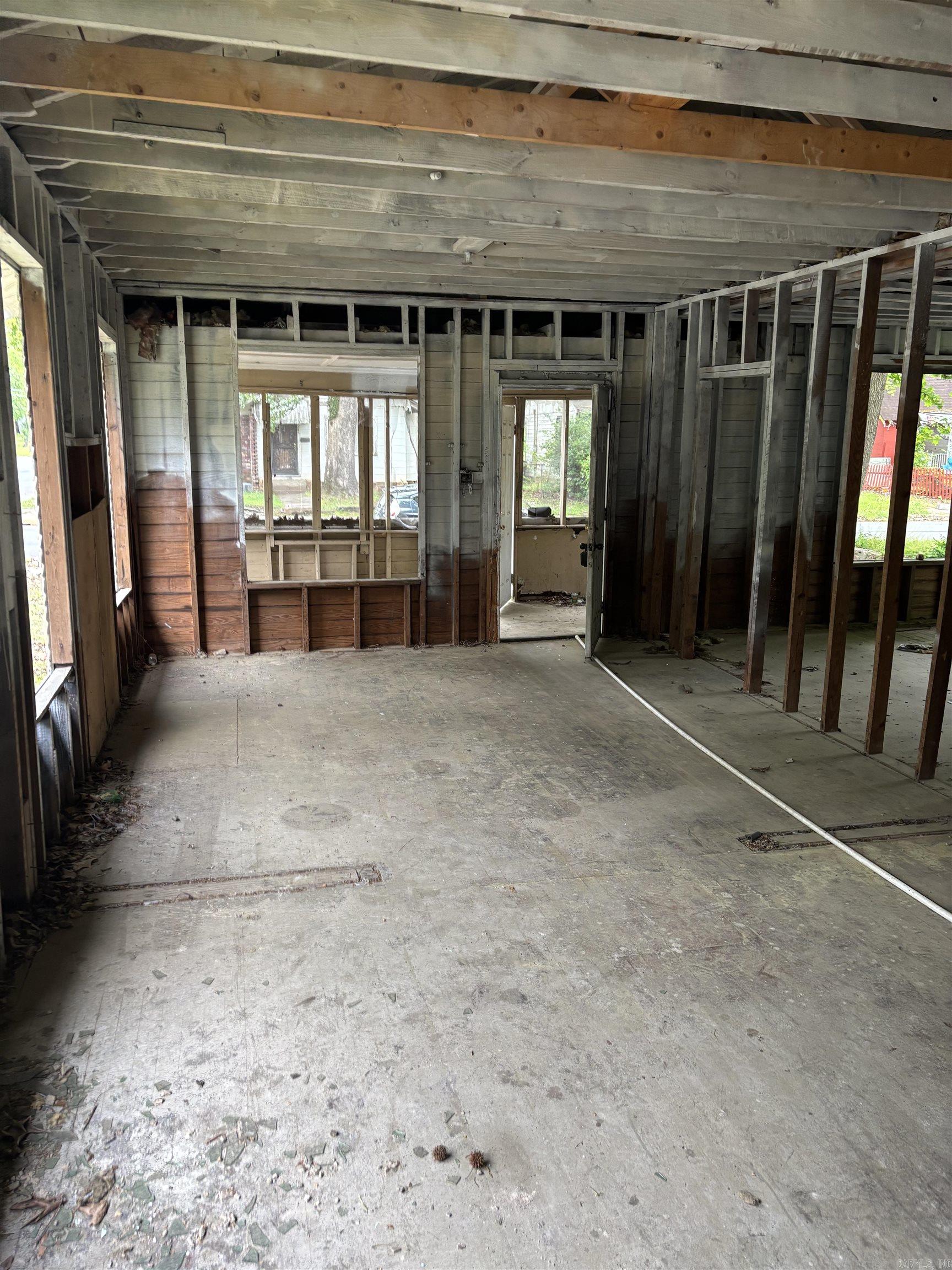 2200  Valmar  Little Rock, AR