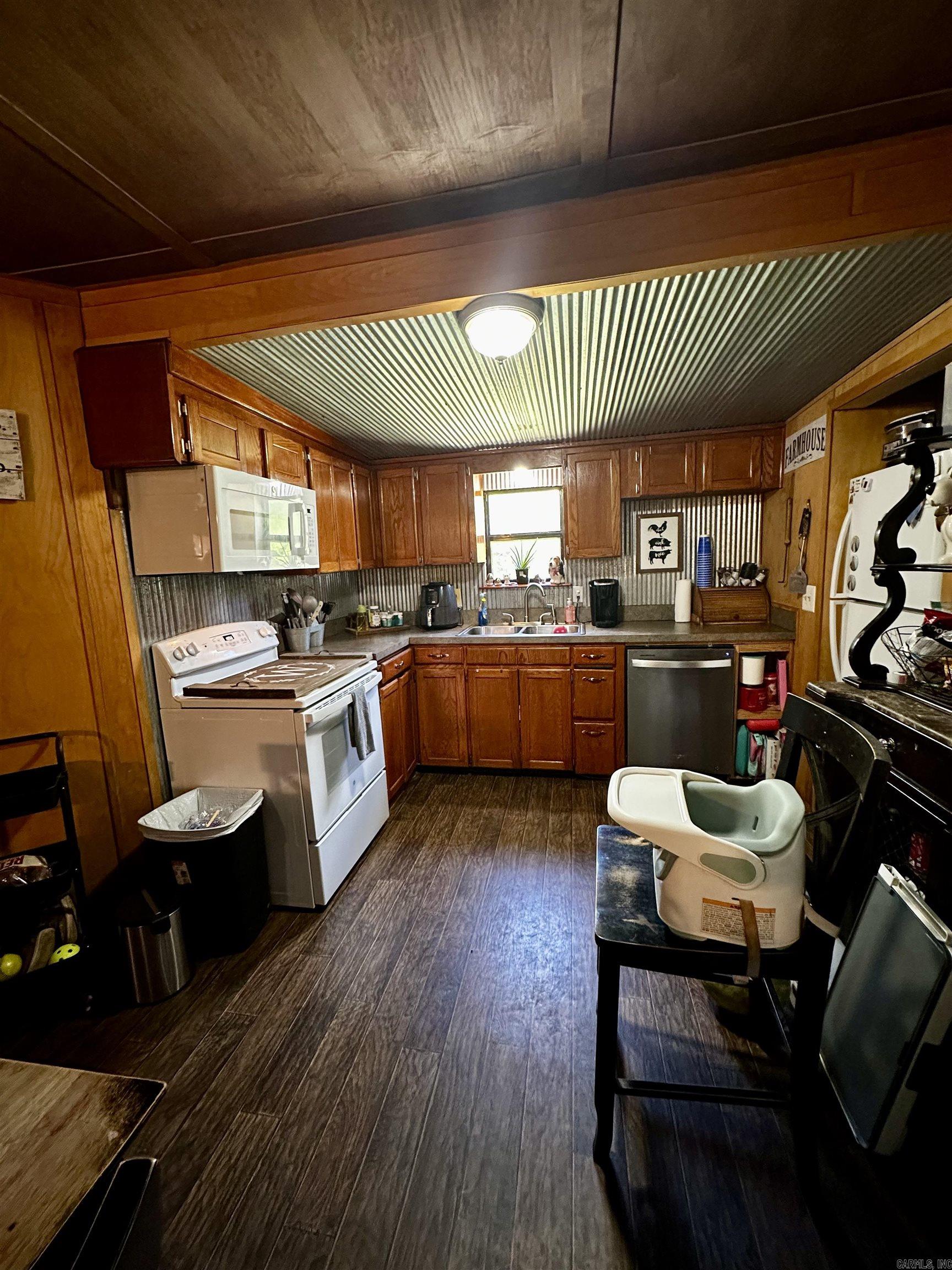 108  Defoor Lane  Gillham, AR