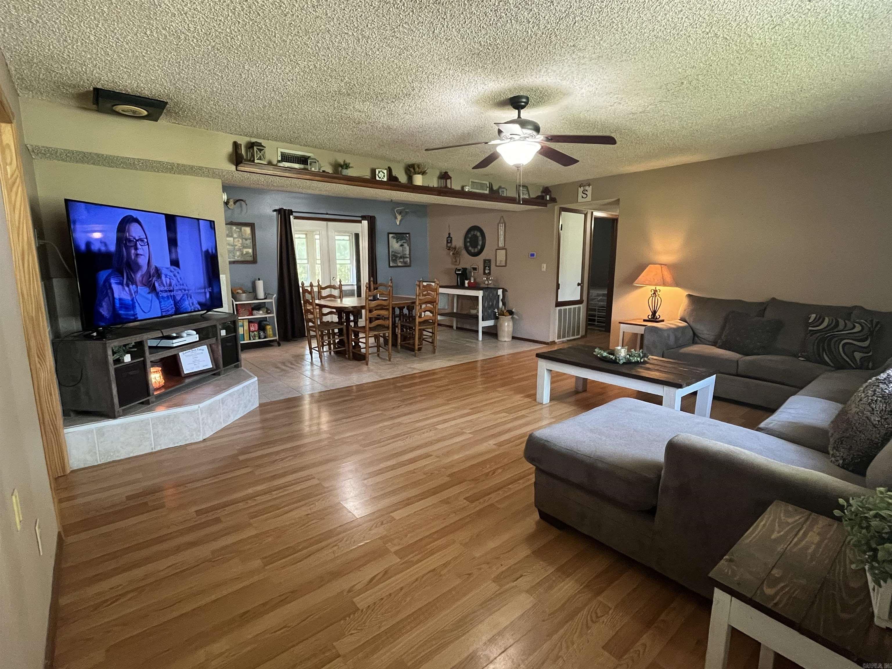 911  Apple  Bonnerdale, AR