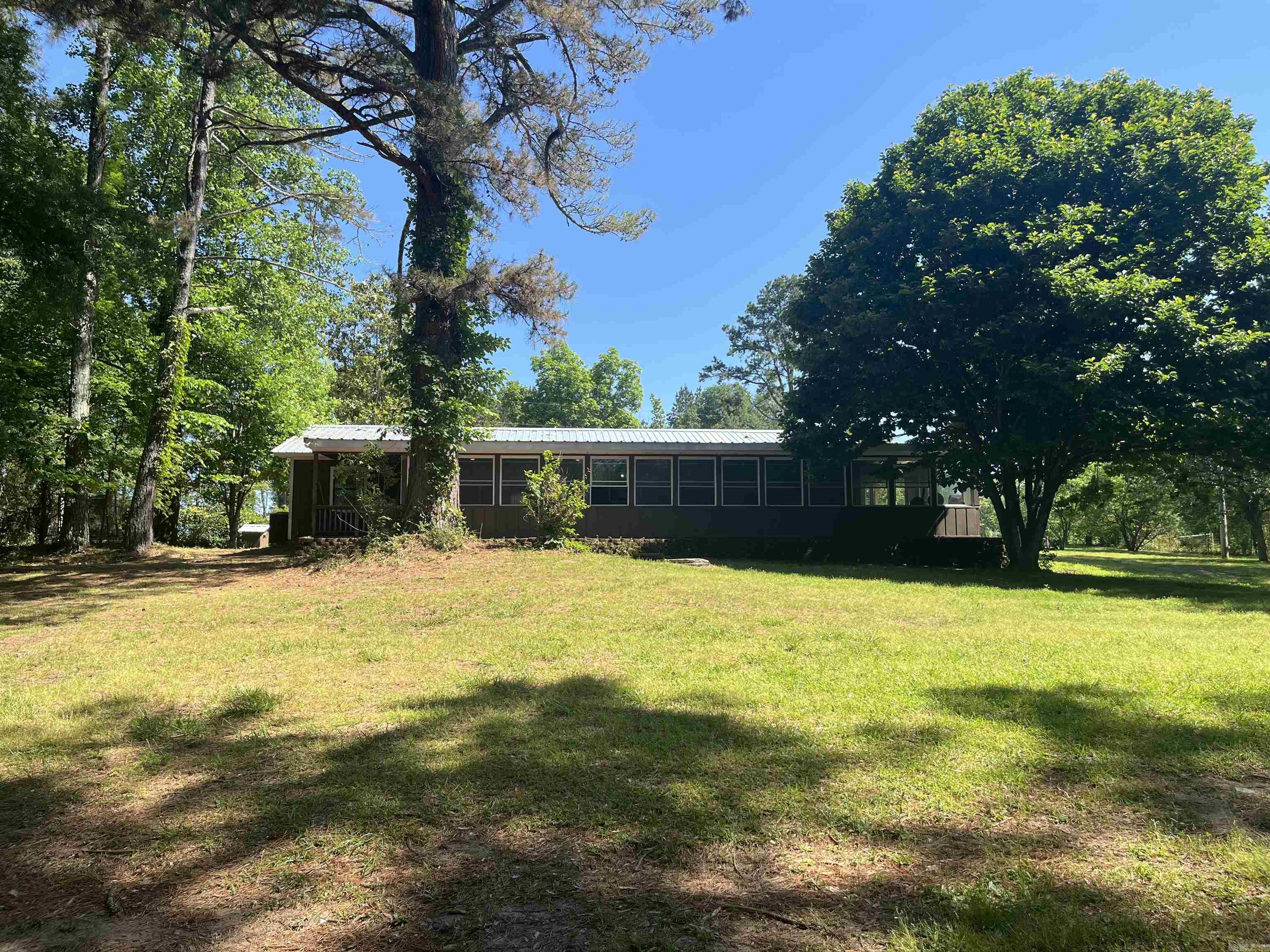 911  Apple  Bonnerdale, AR
