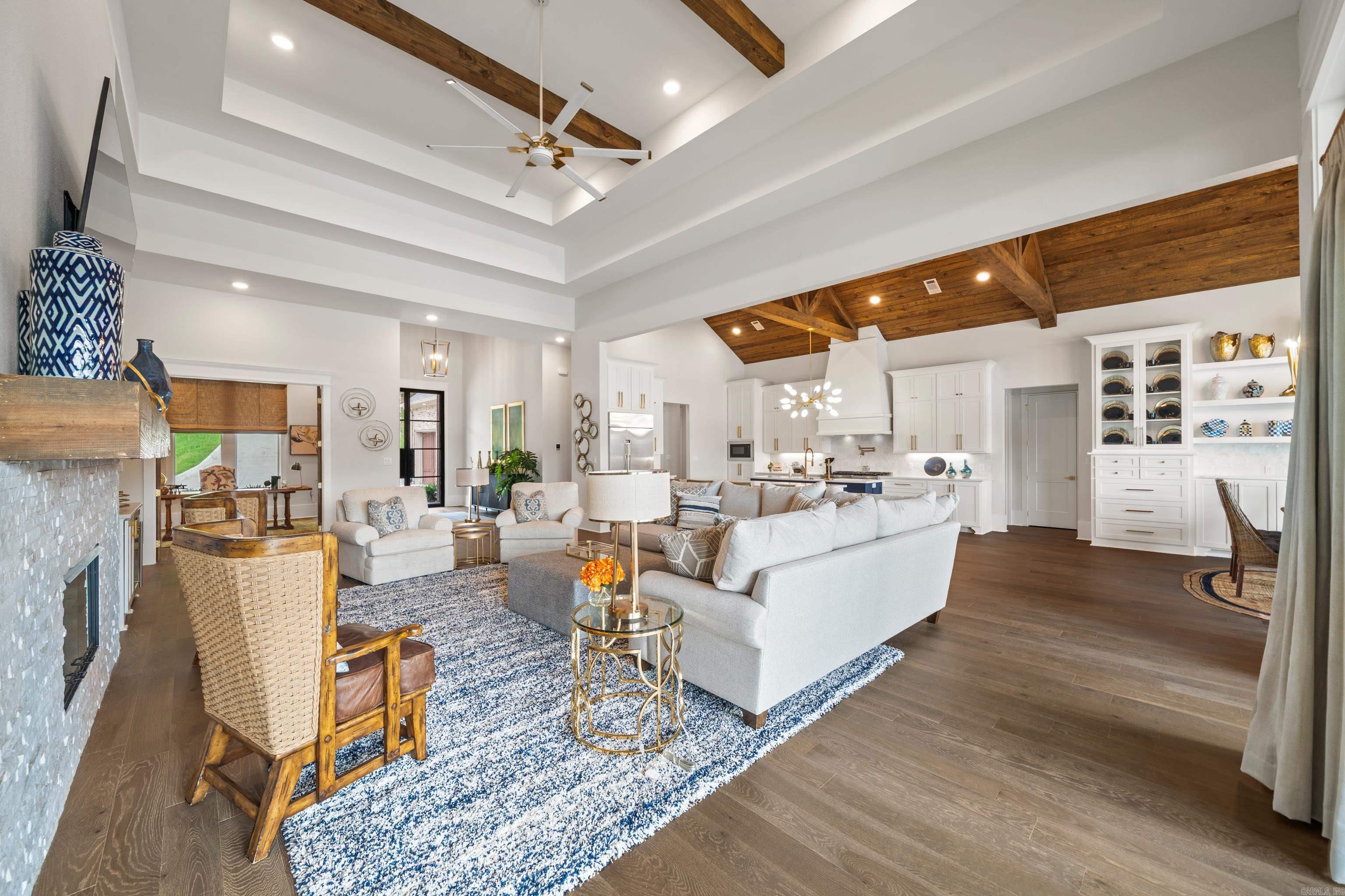266  Cardinal  Hot Springs, AR
