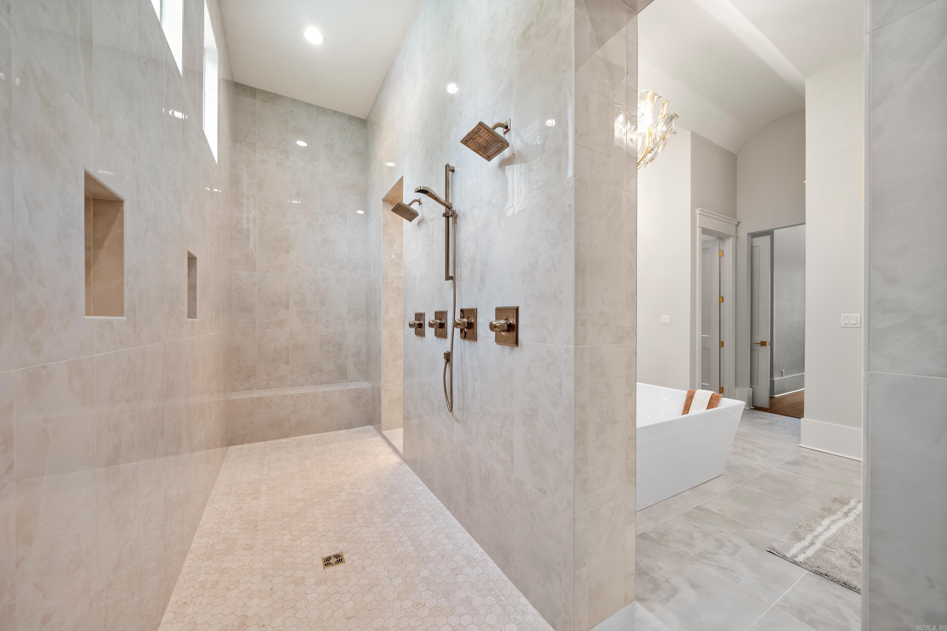 266  Cardinal  Hot Springs, AR