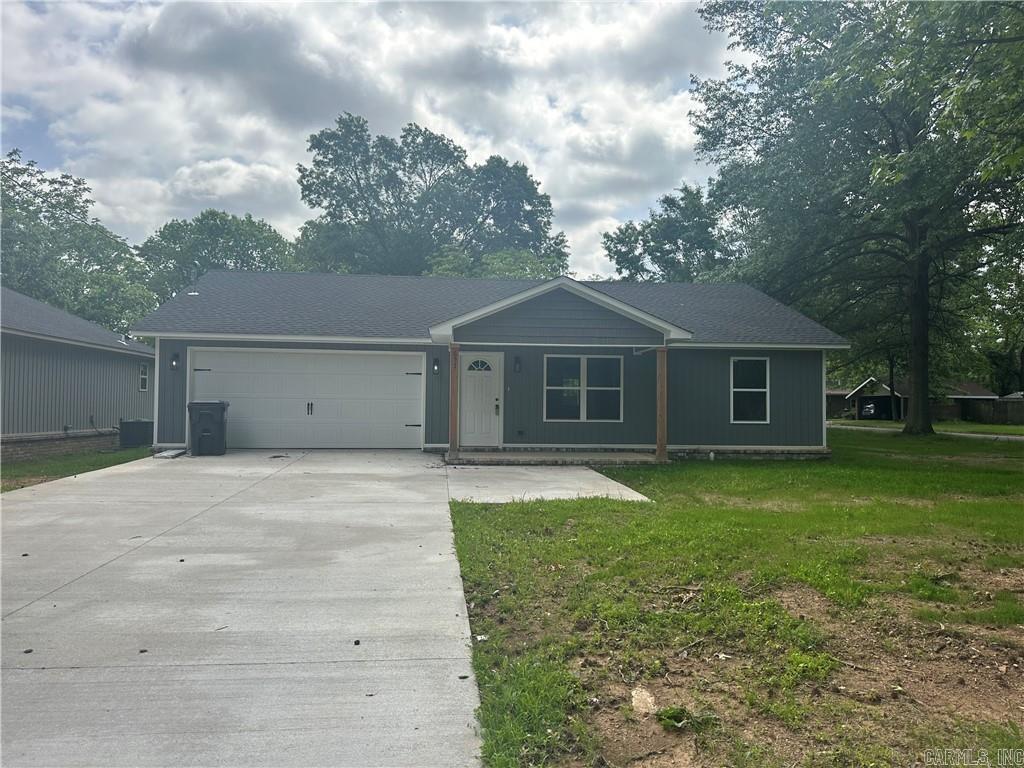 657 S Detroit  Russellville, AR