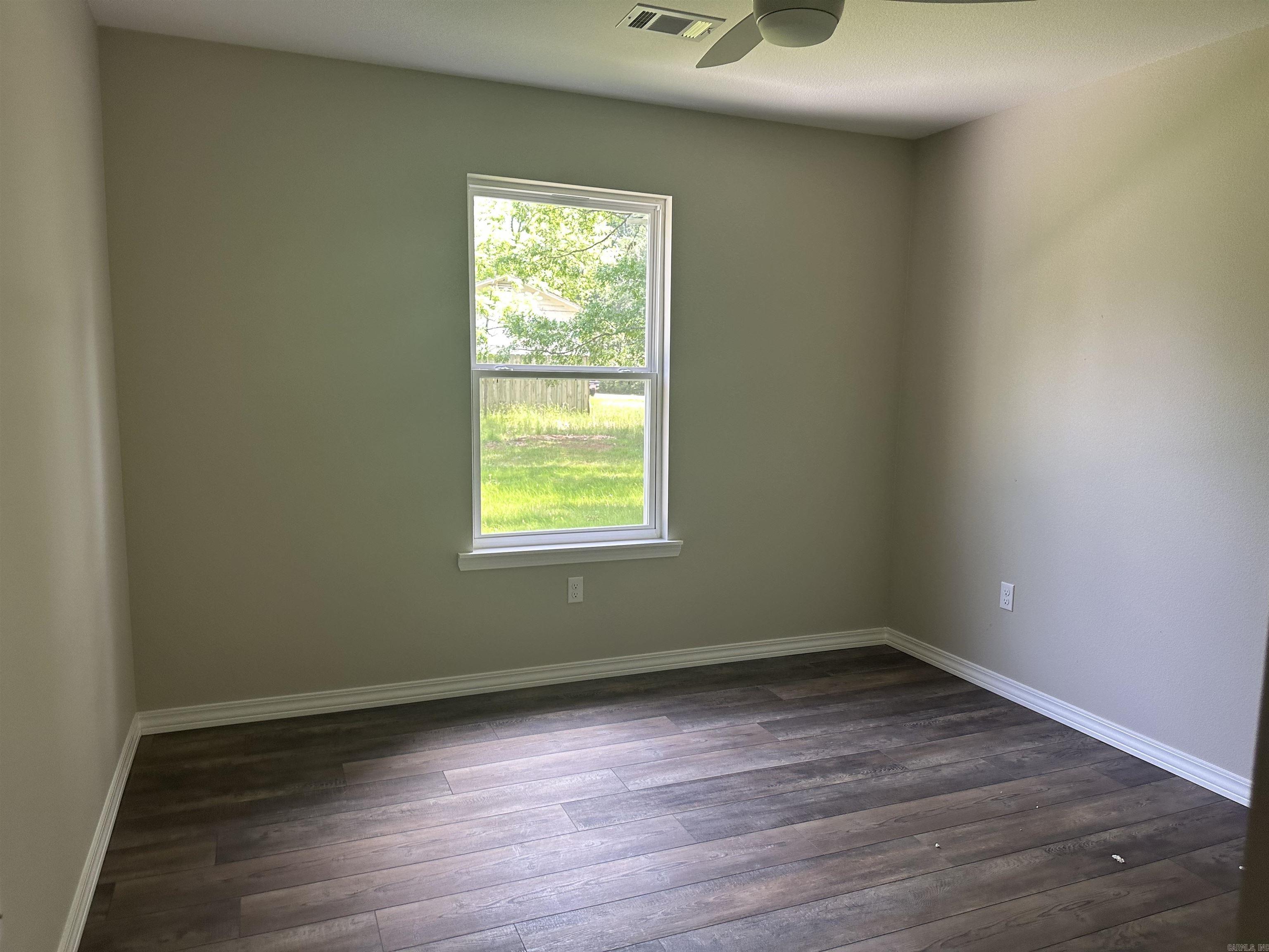 657 S Detroit  Russellville, AR