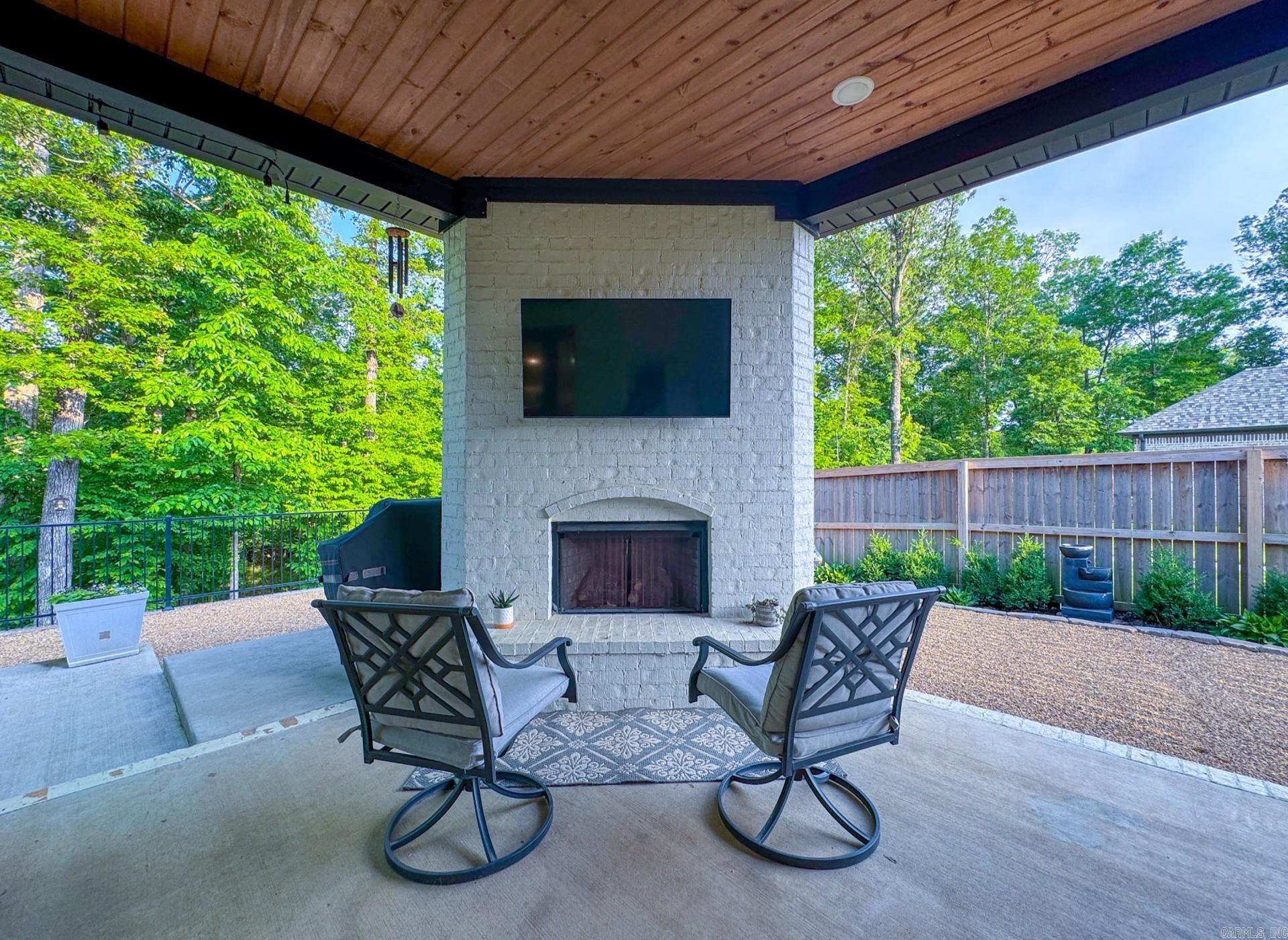 816  Nature  Benton, AR