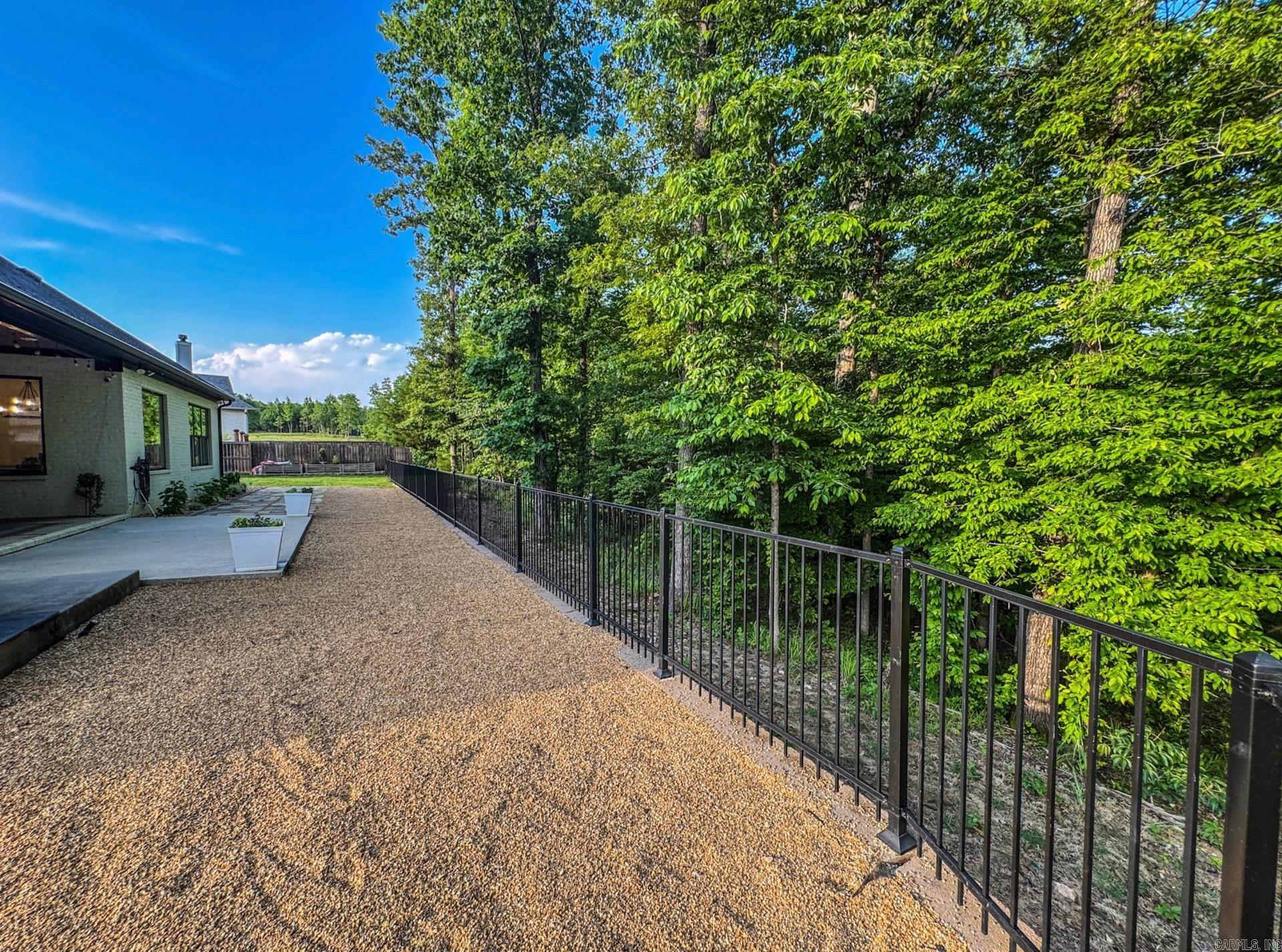 816  Nature  Benton, AR