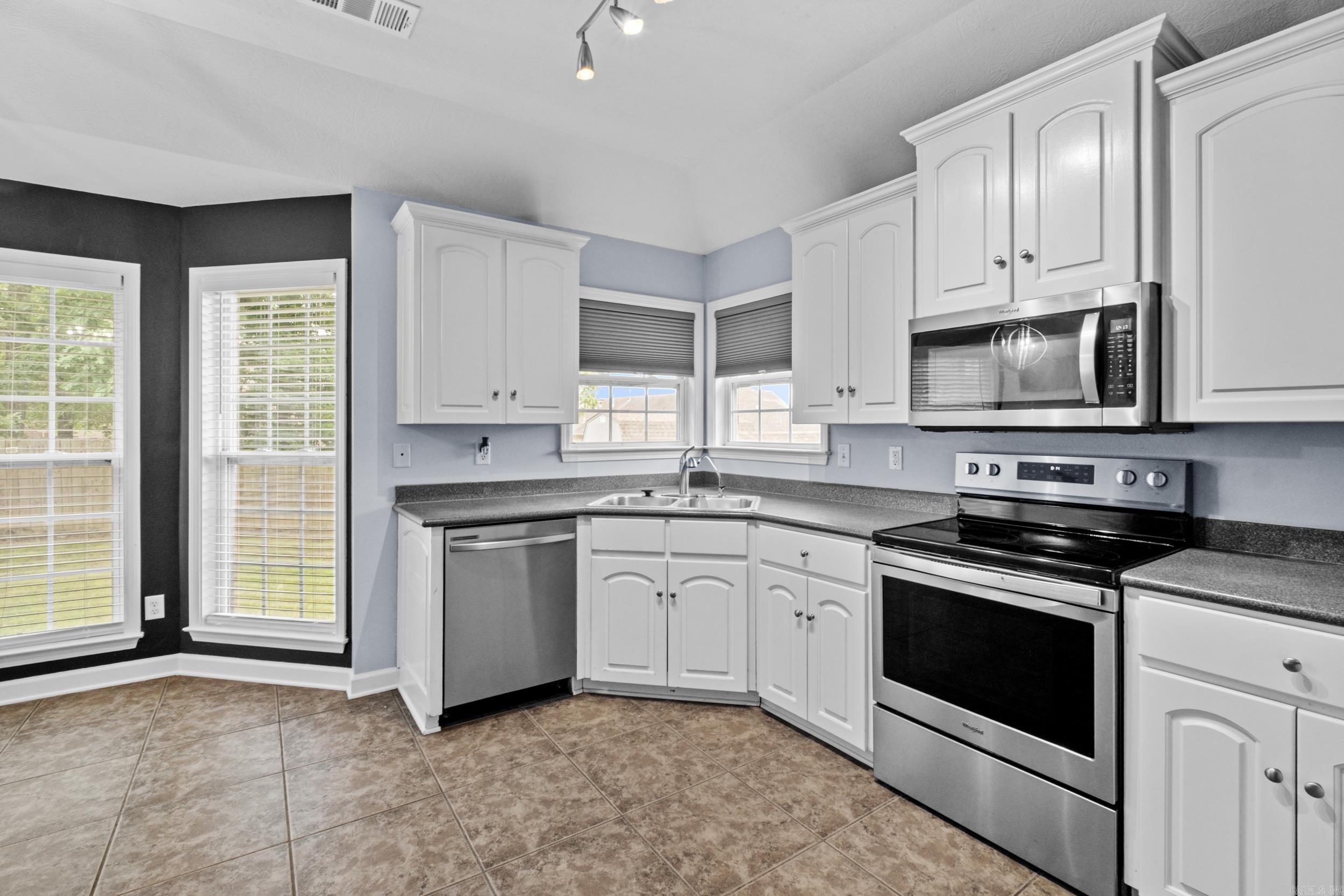 13  Sarah Beth  Cabot, AR