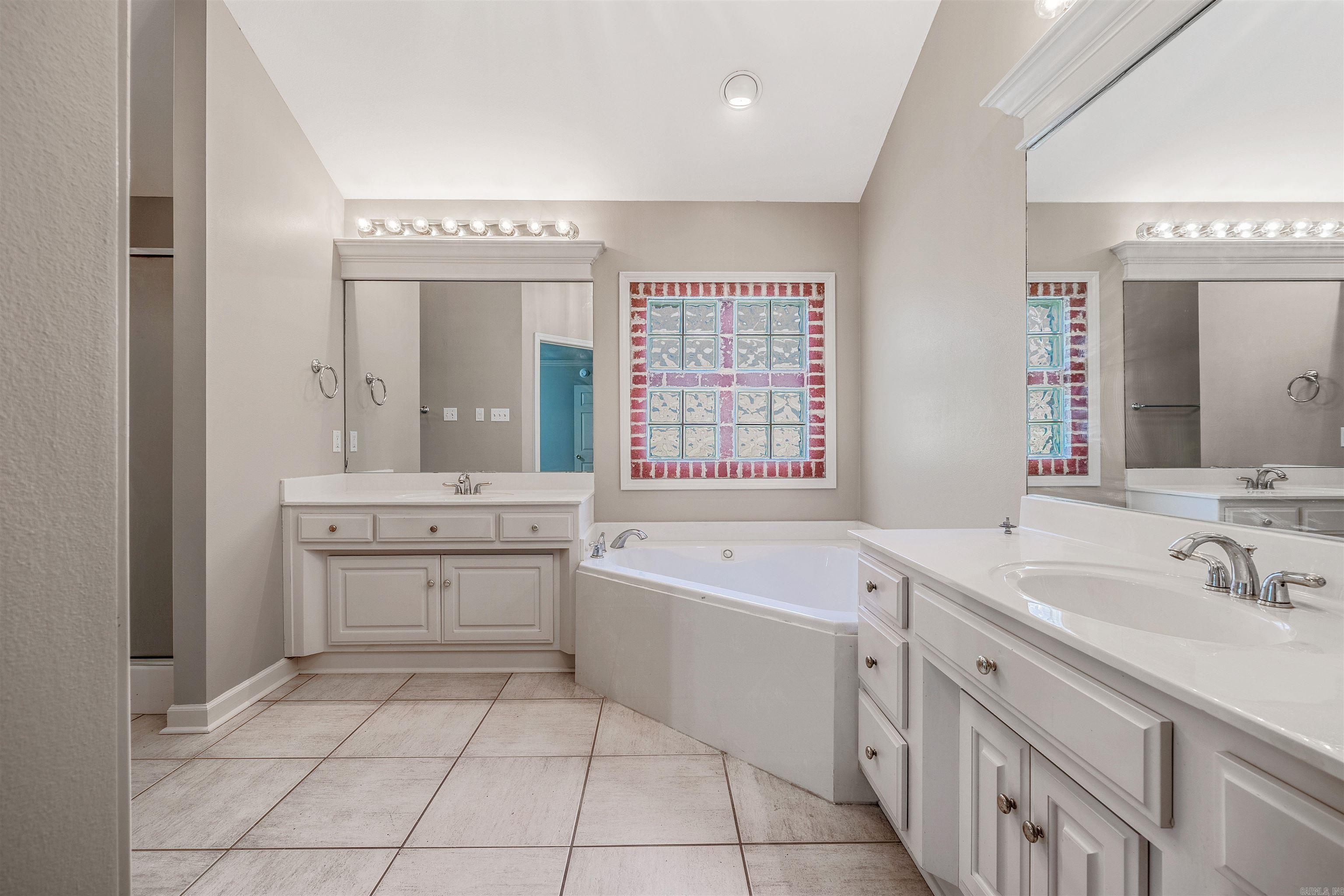 1010 Claycut Circle  North Little Rock, AR