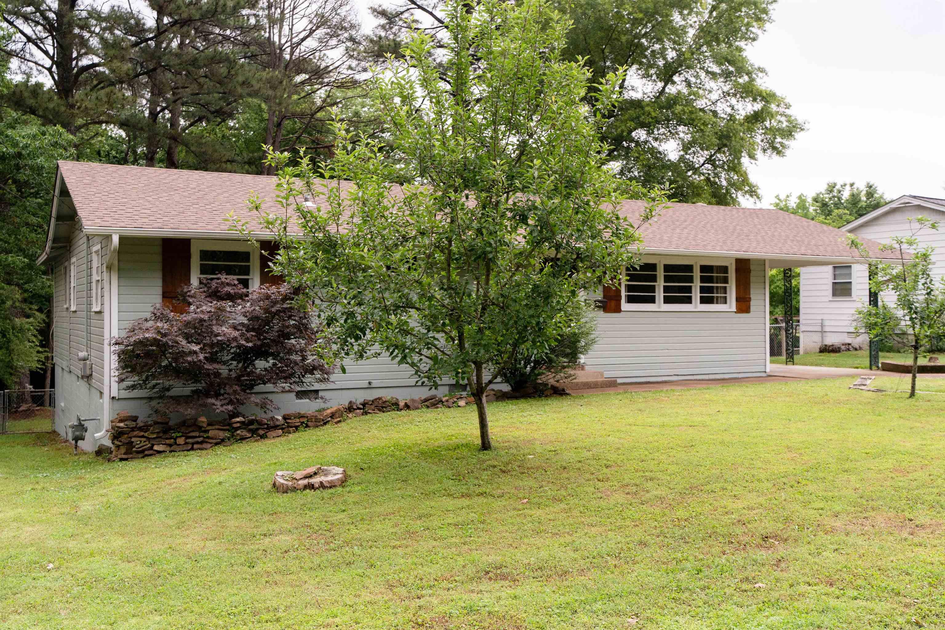 824  Sunnyhill St  Searcy, AR