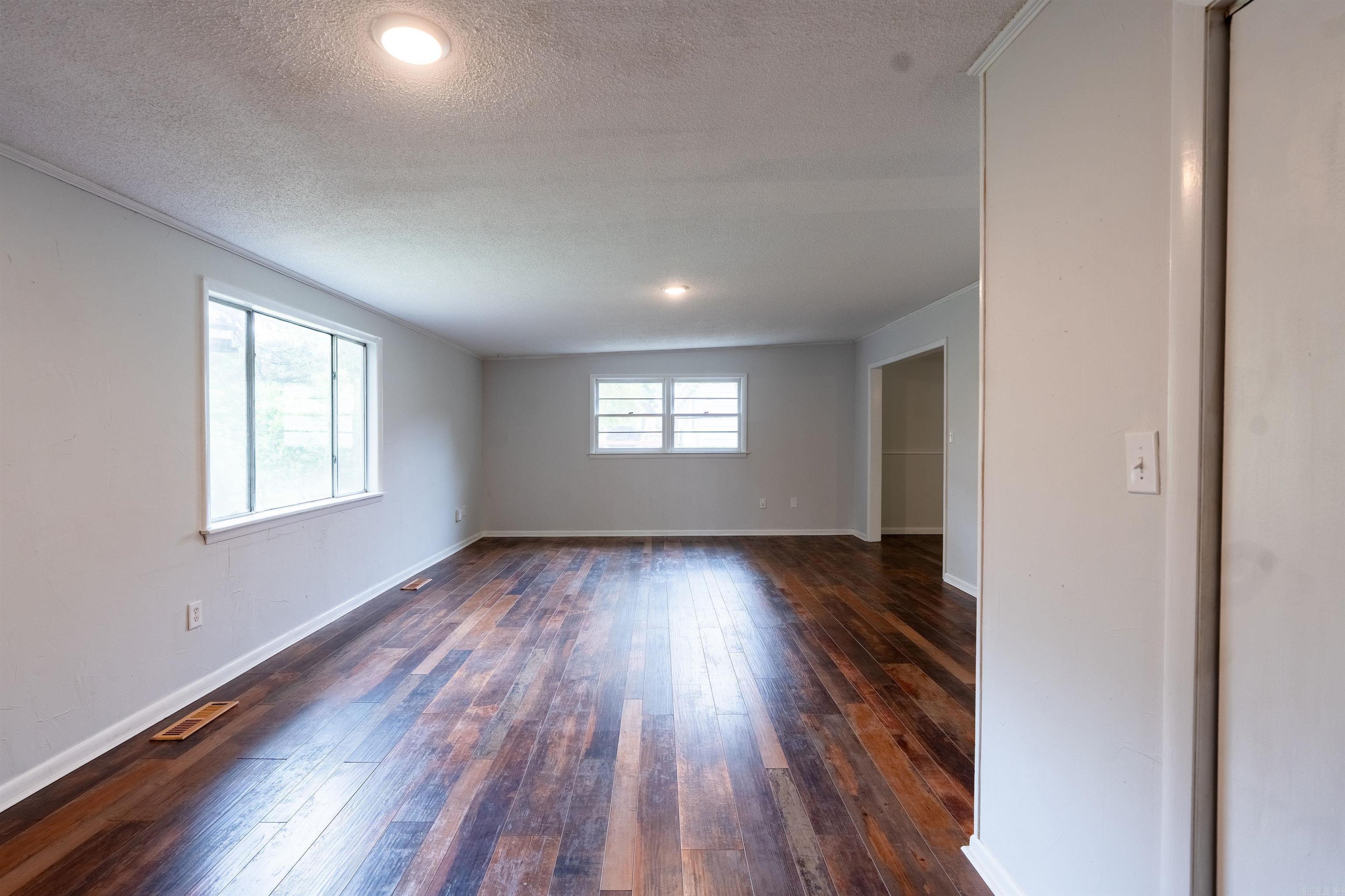 824  Sunnyhill St  Searcy, AR