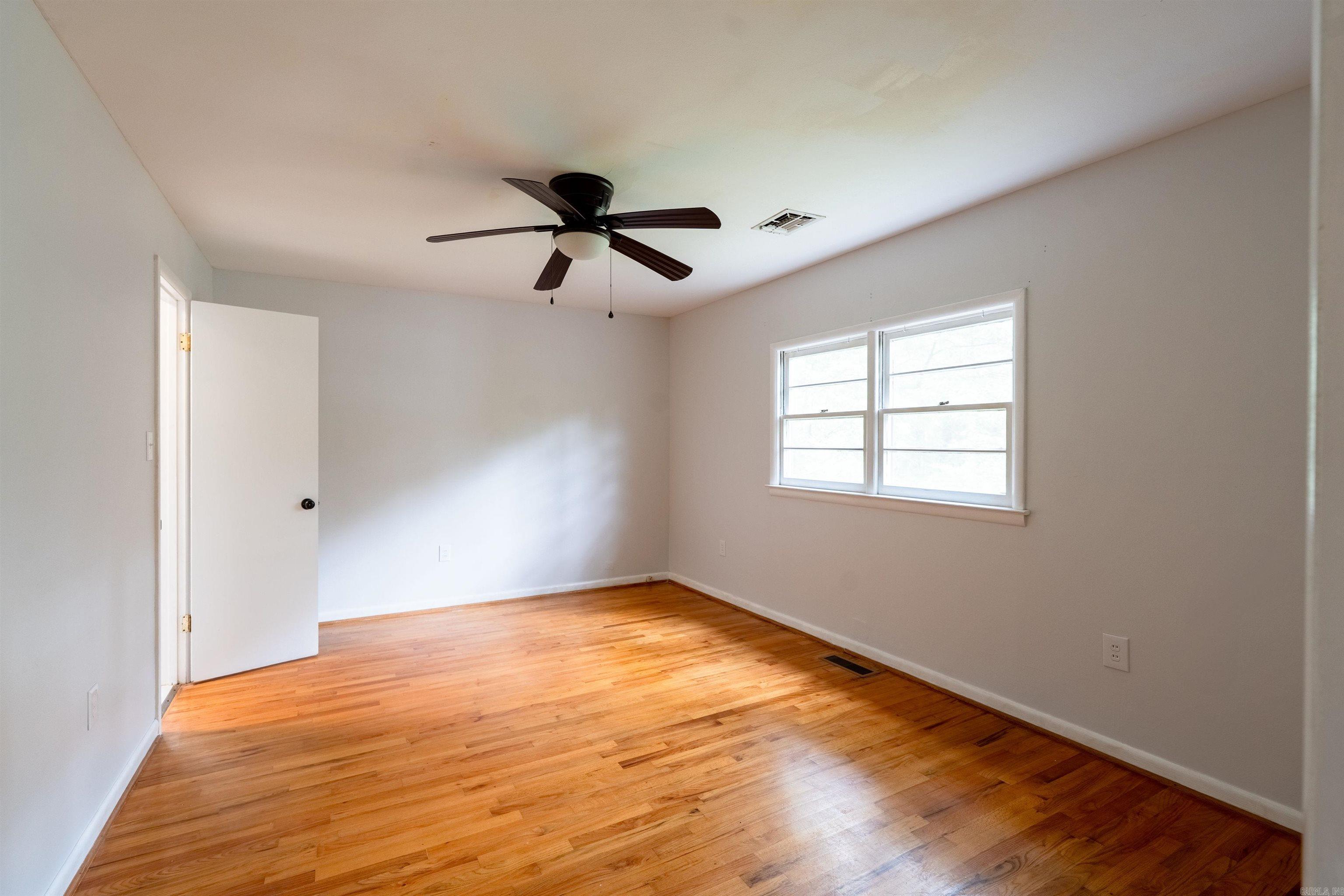 824  Sunnyhill St  Searcy, AR