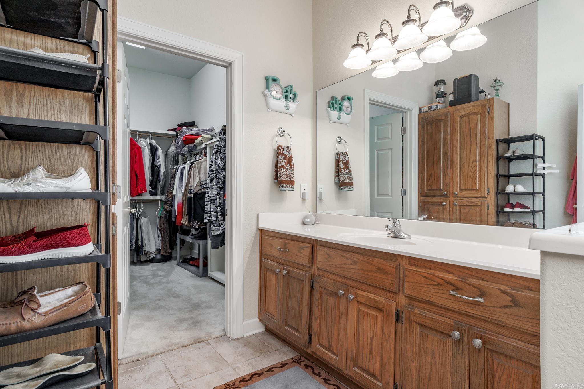 24  Villacarriedo  Hot Springs Village, AR