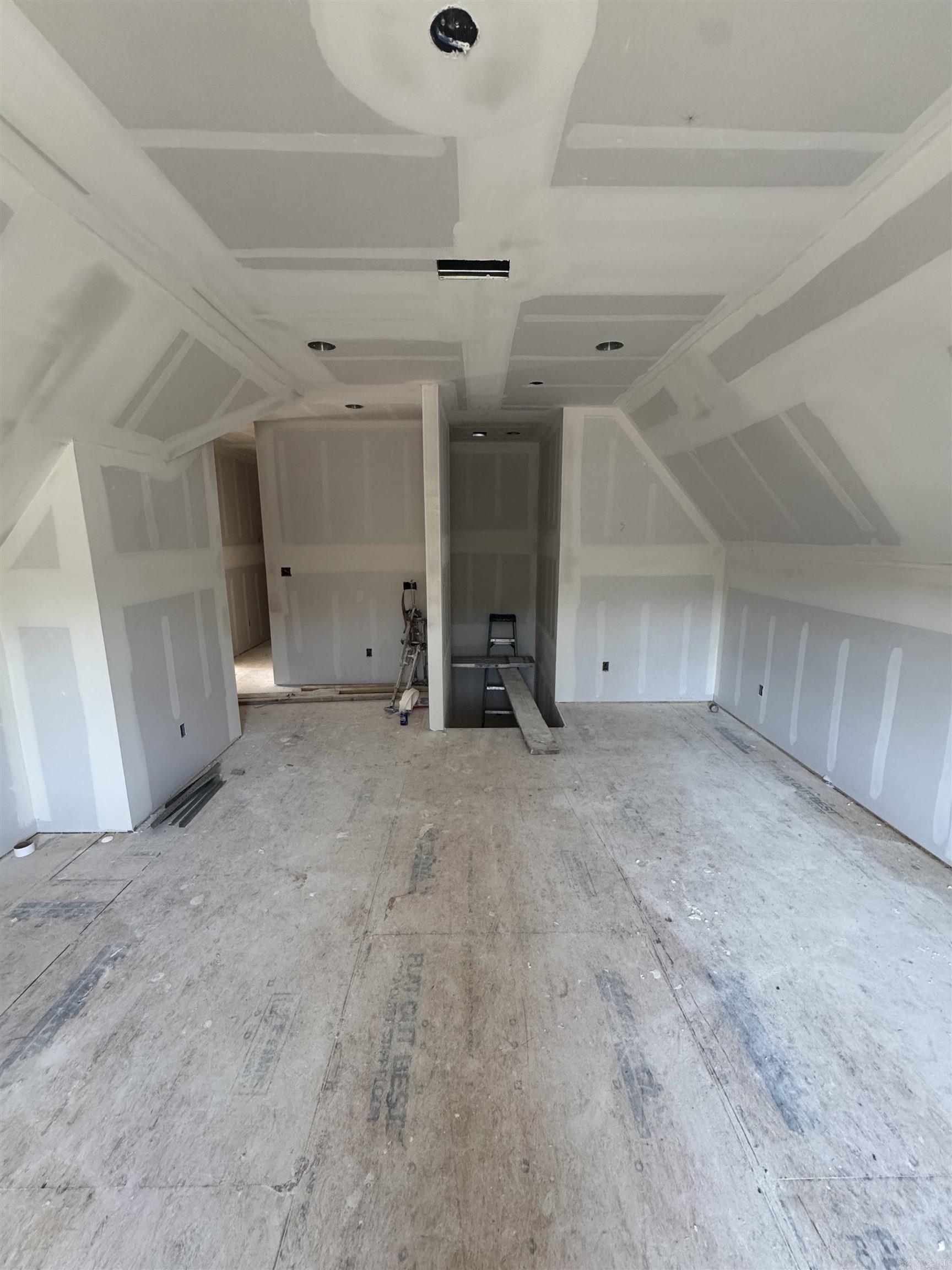 143  Kinley  Little Rock, AR