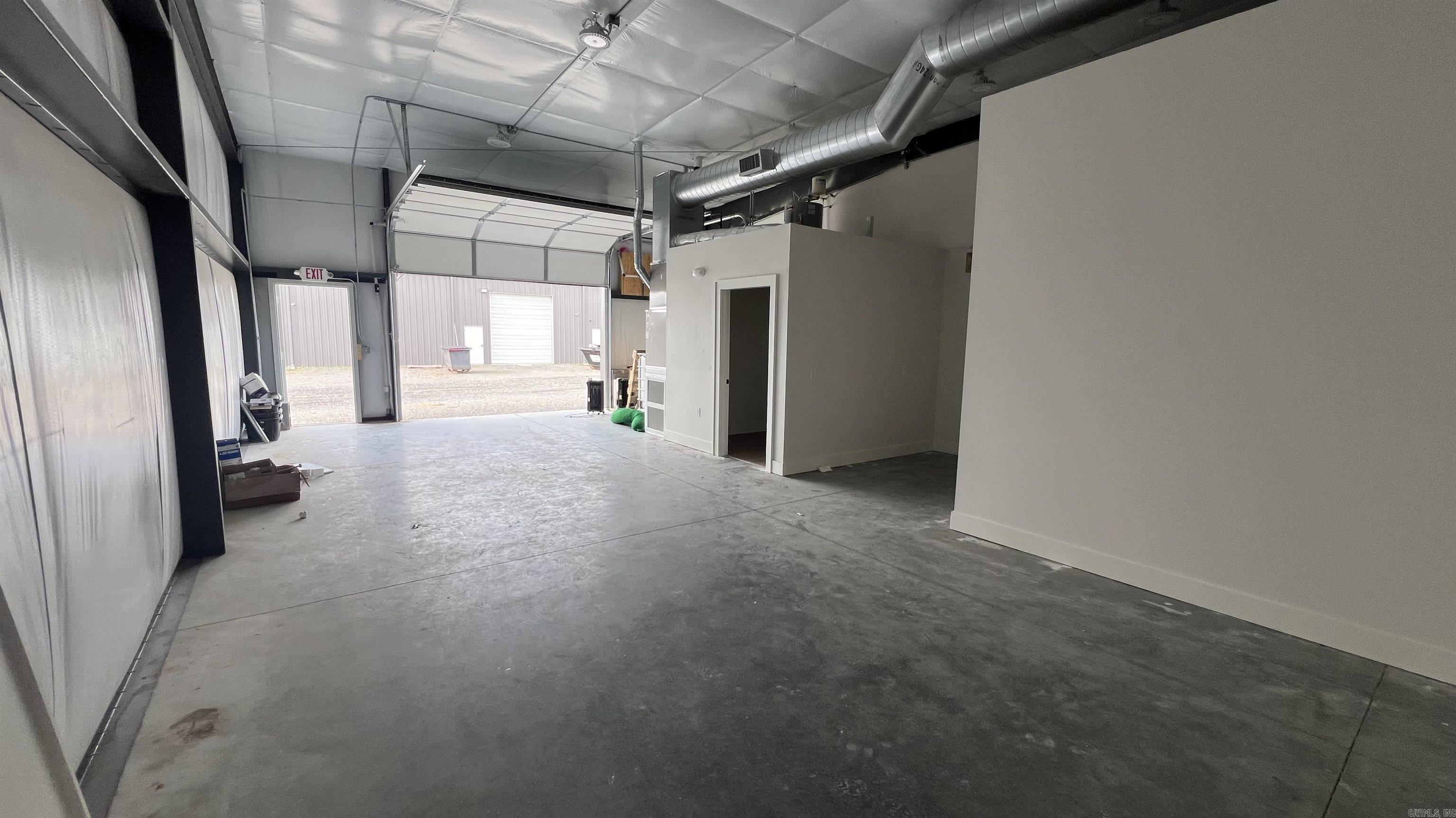 24005  Arch Suite 19 Hensley, AR