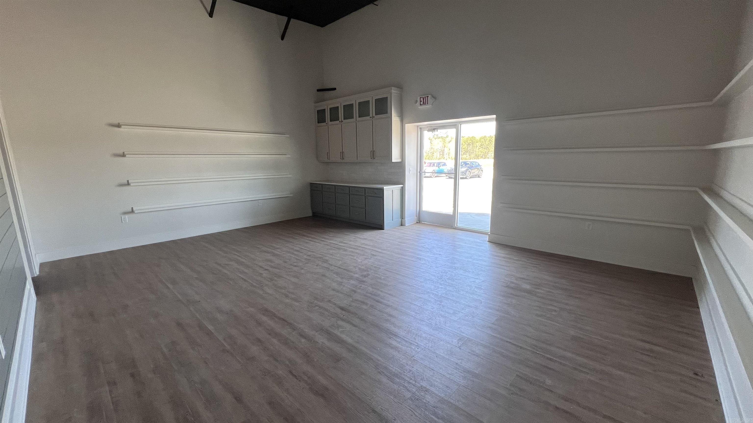 24005  Arch Suite 19 Hensley, AR