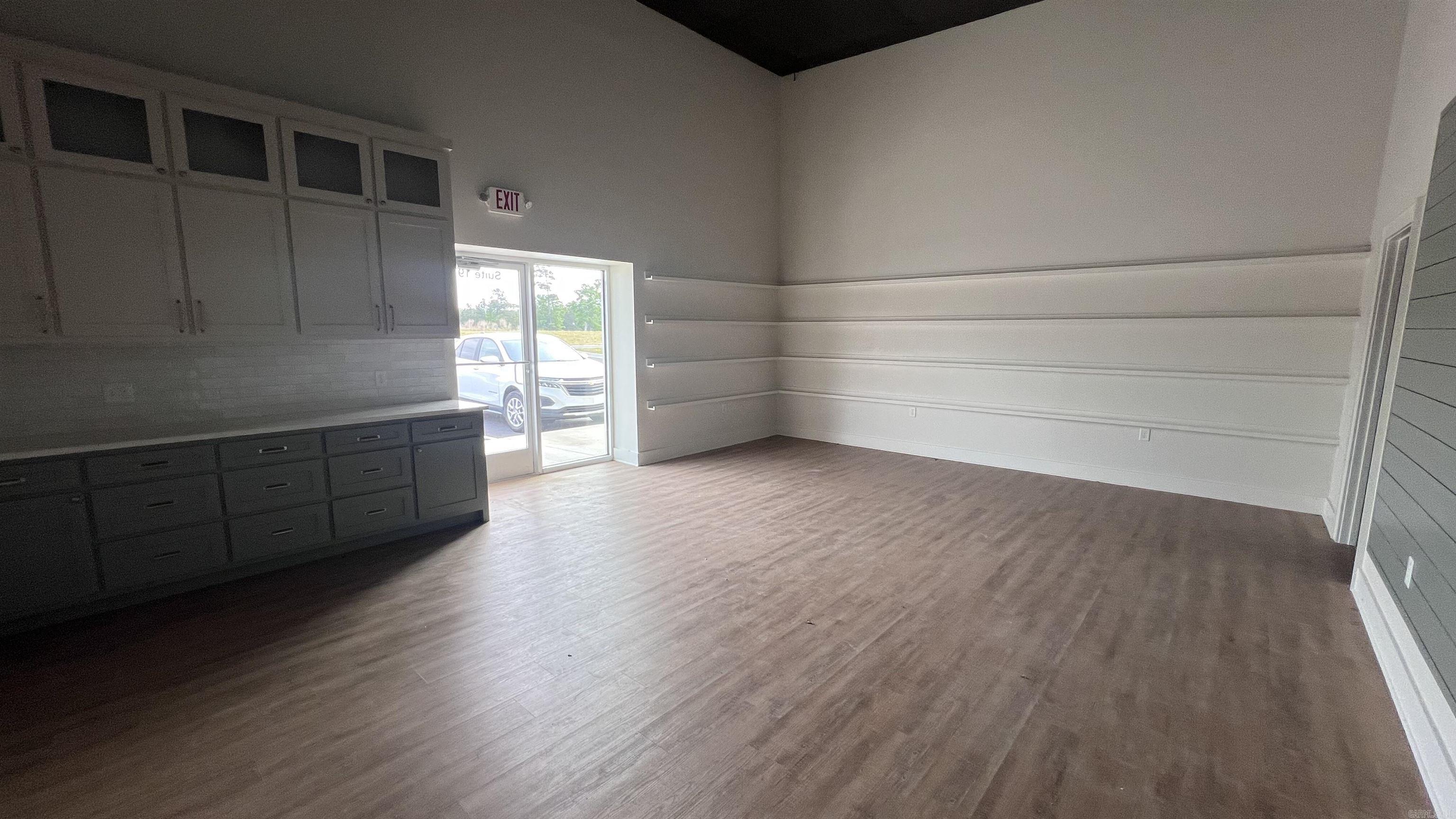 24005  Arch Suite 19 Hensley, AR