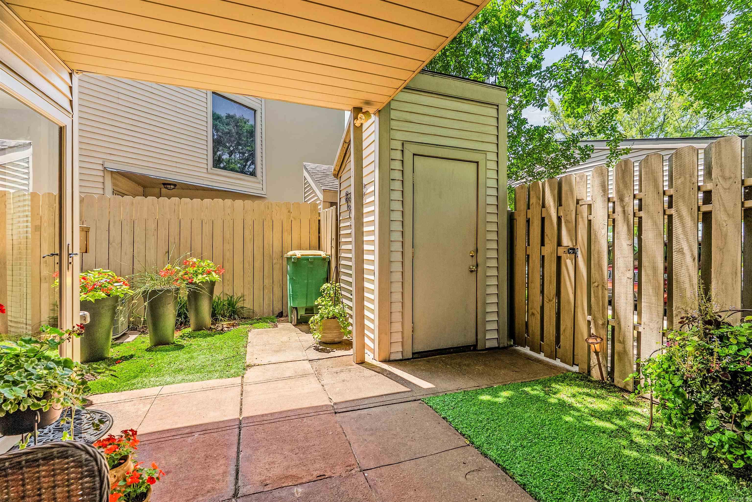 2510  Riverfront #2  Little Rock, AR