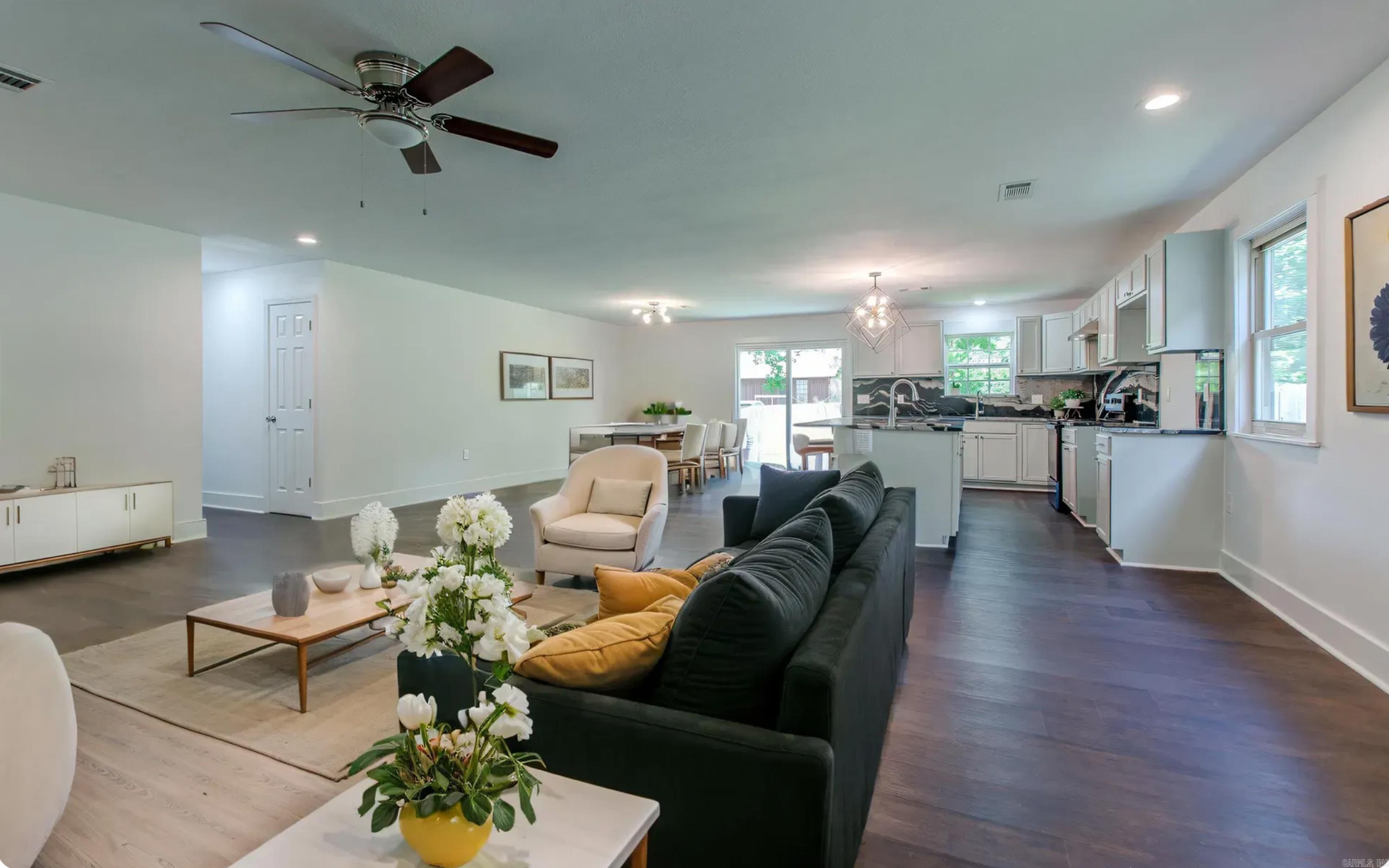 5809 N Woodview  Sherwood, AR
