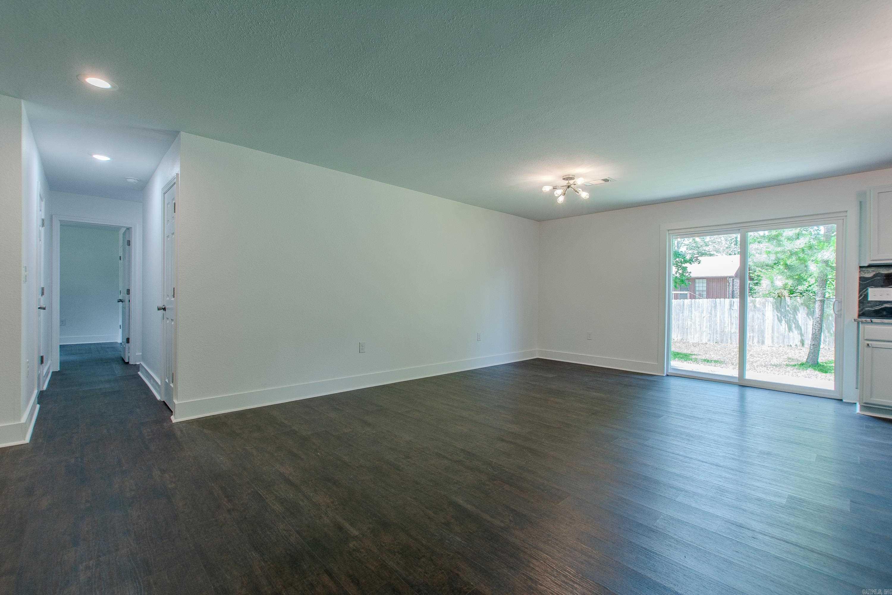 5809 N Woodview  Sherwood, AR