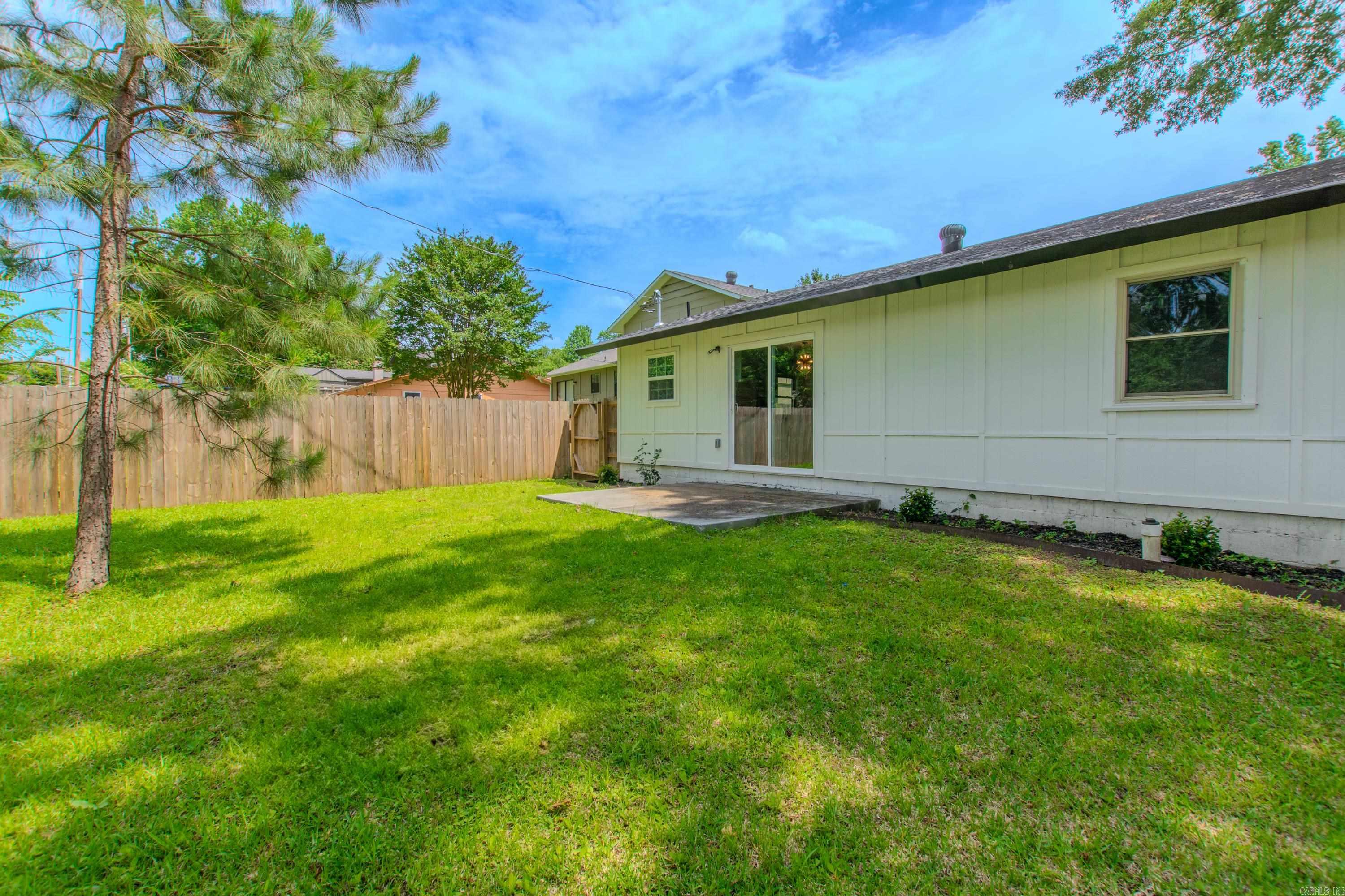 5809 N Woodview  Sherwood, AR