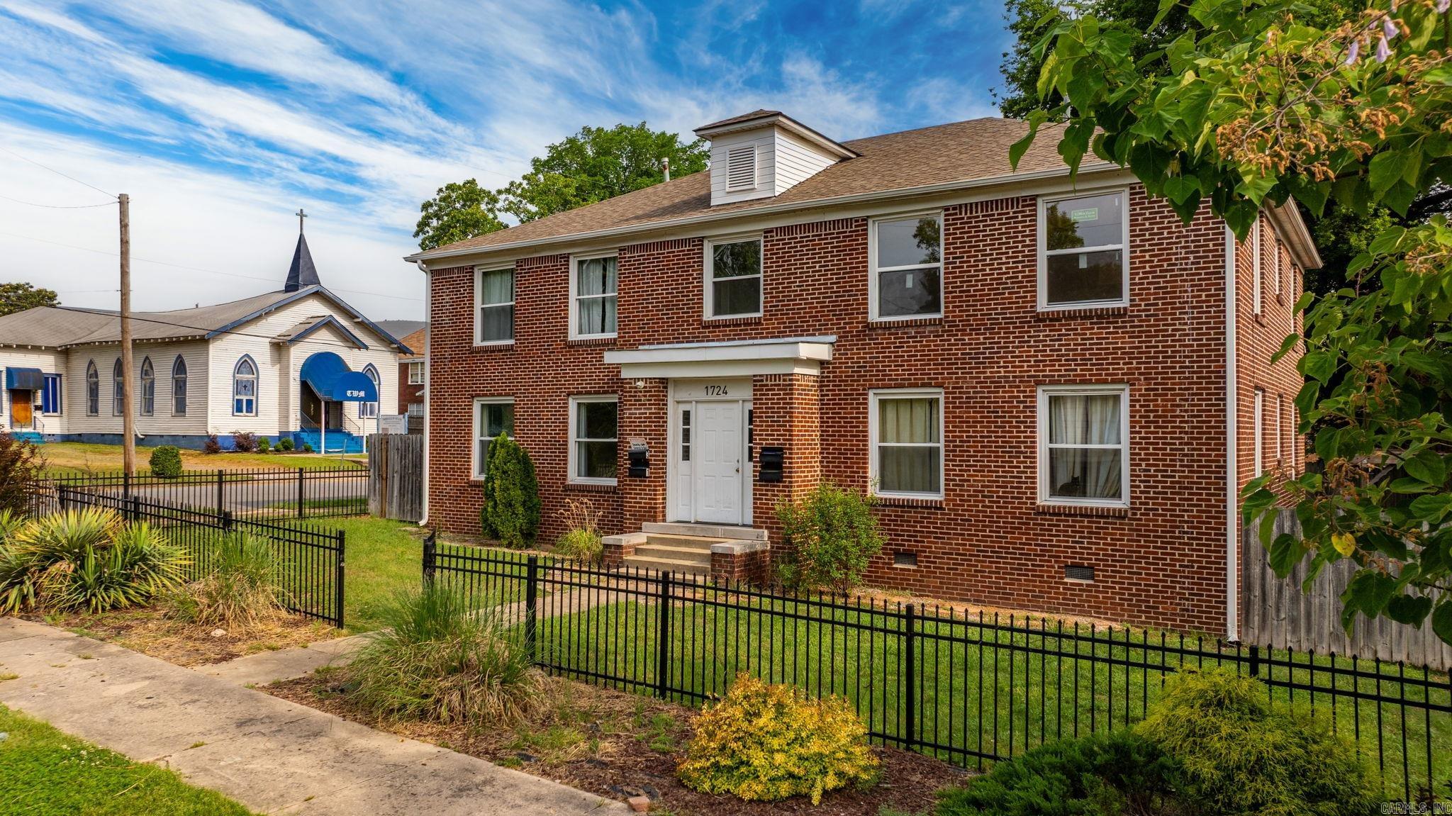 1724 W 19  Little Rock, AR