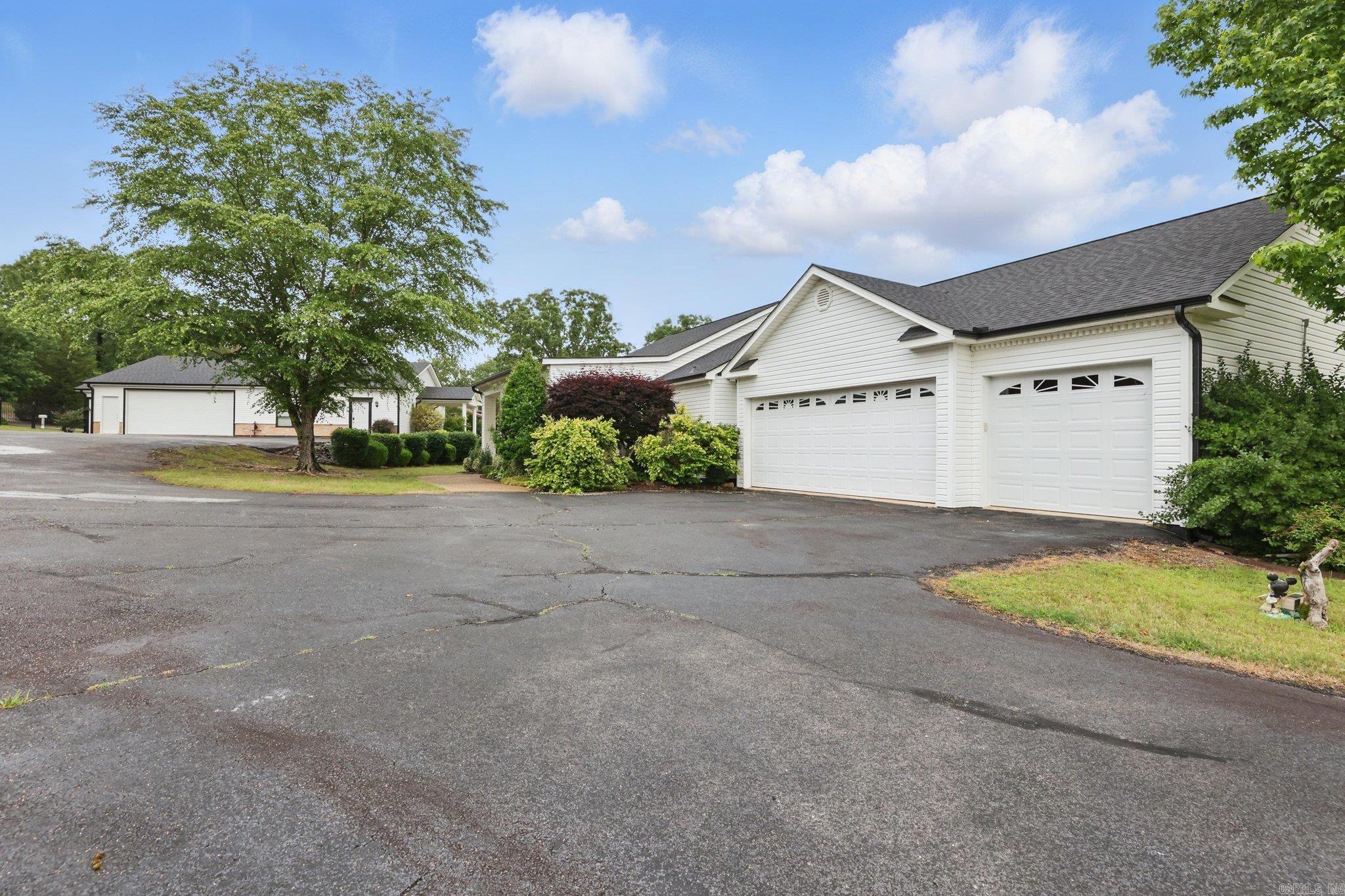 1052  Rock Creek  Hot Springs, AR