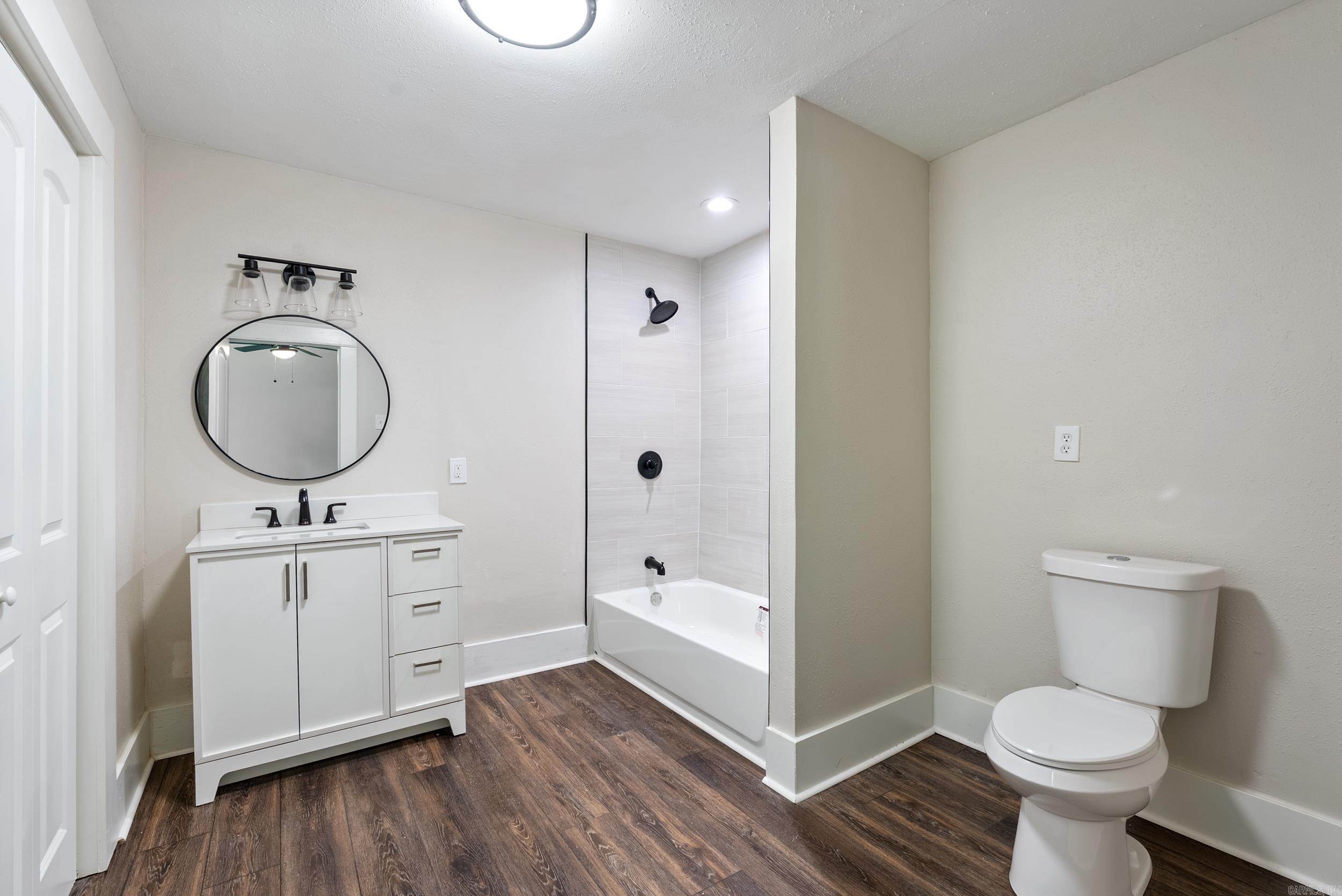 4300 W 16th  Little Rock, AR