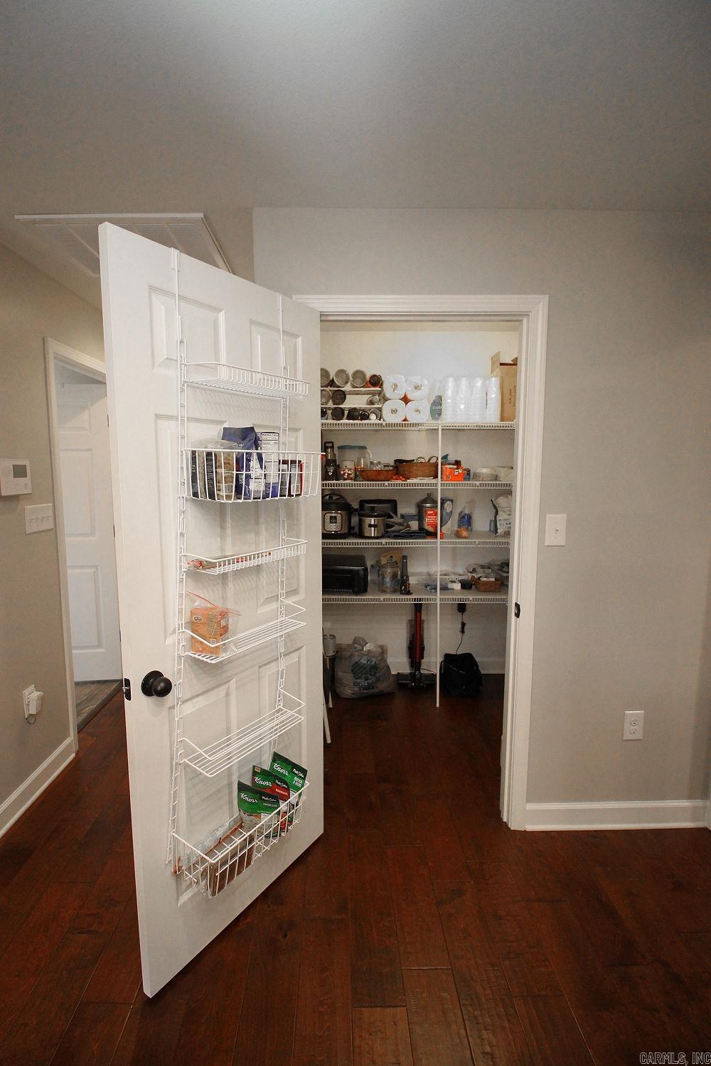 1910  Walnut Valley Dr.  Paragould, AR