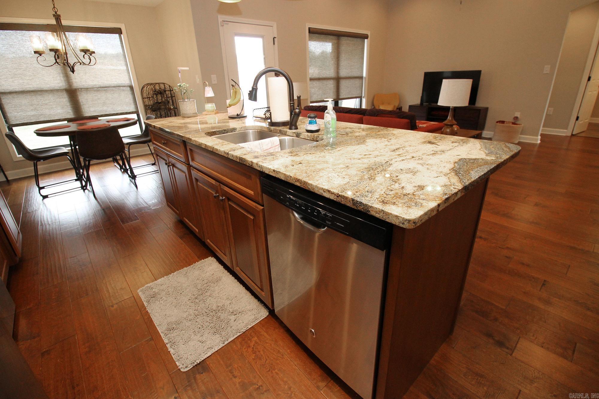 1910  Walnut Valley Dr.  Paragould, AR
