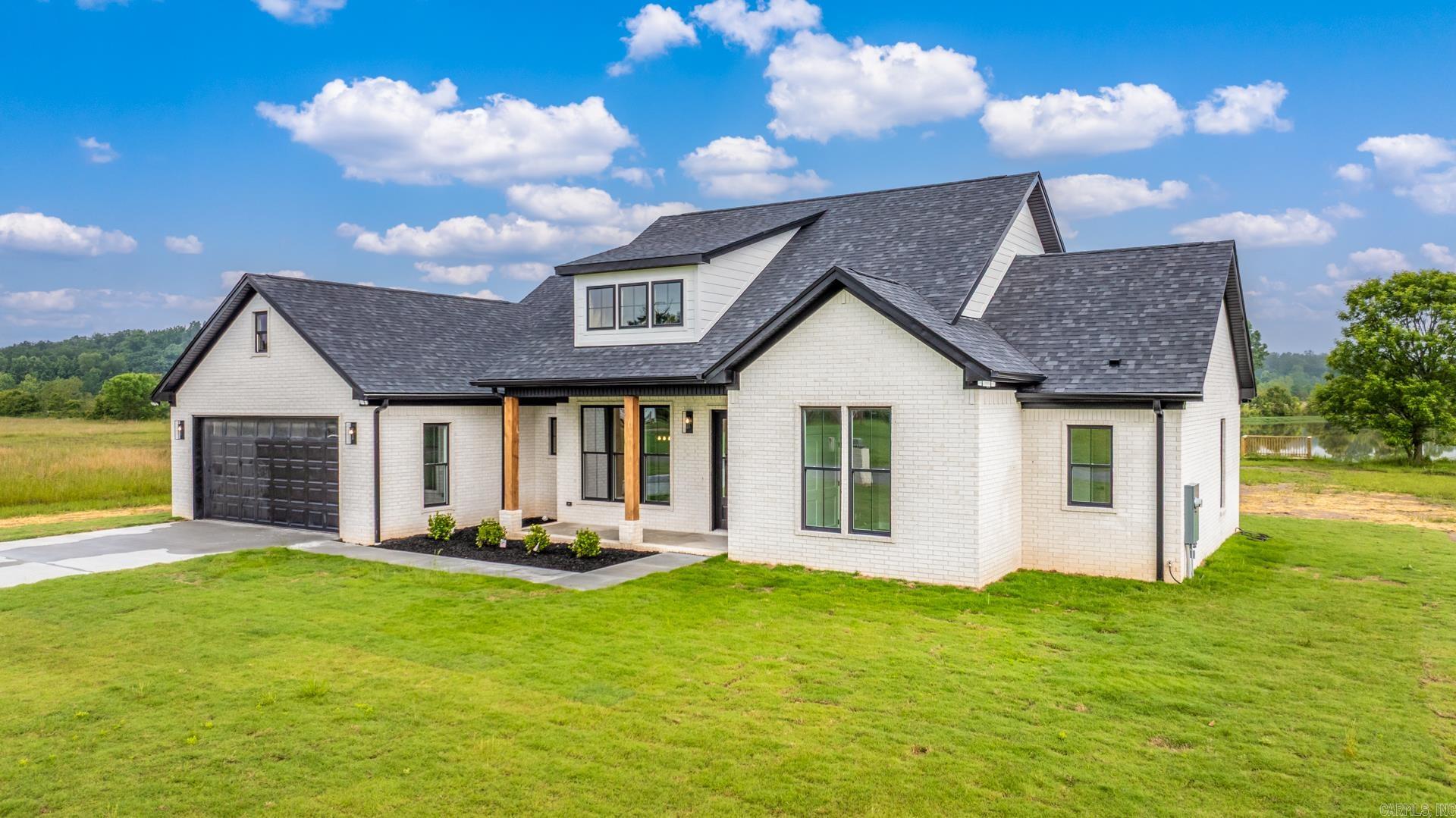705  MOUND VIEW  England, AR