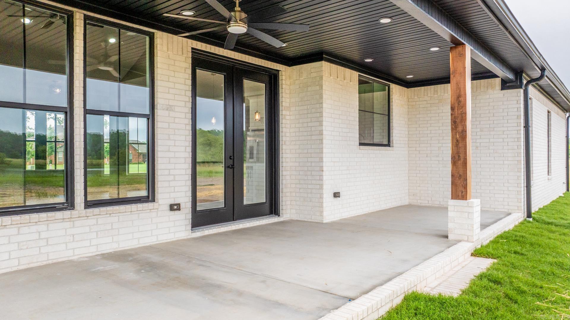 705  MOUND VIEW  England, AR