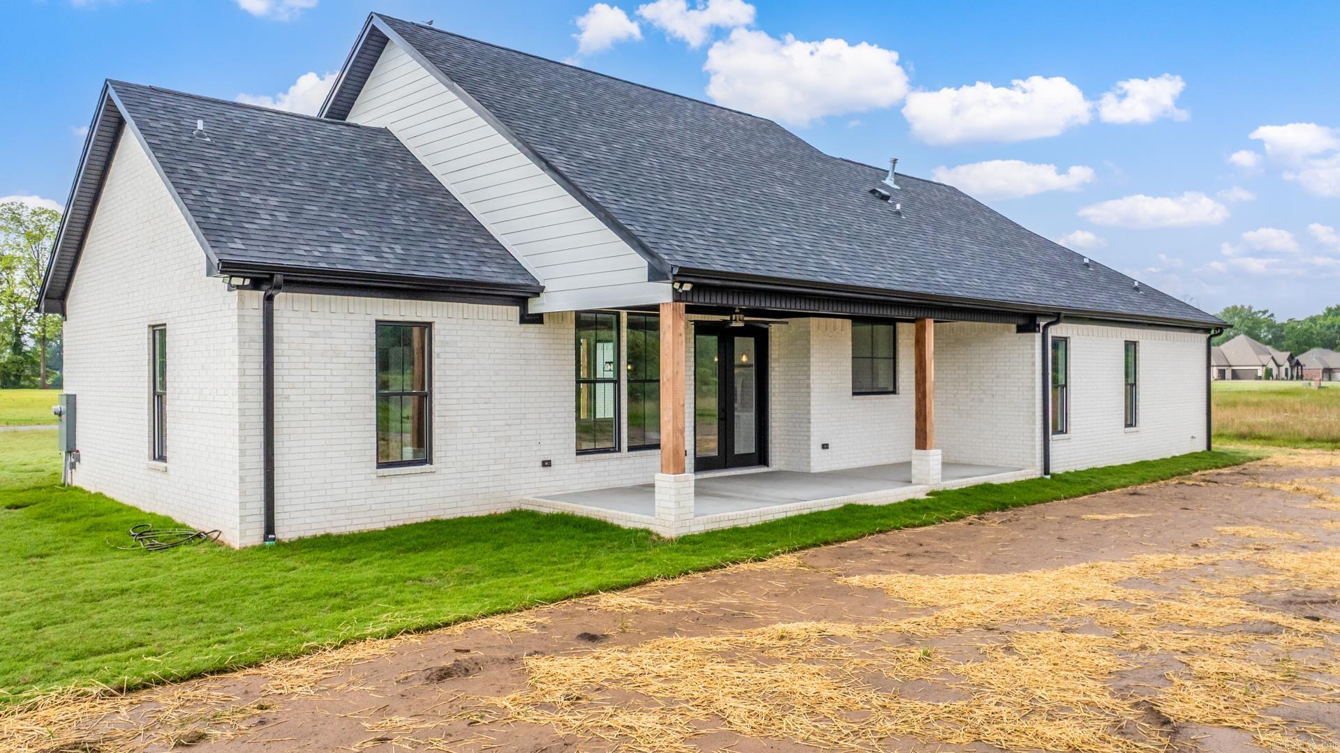 705  MOUND VIEW  England, AR